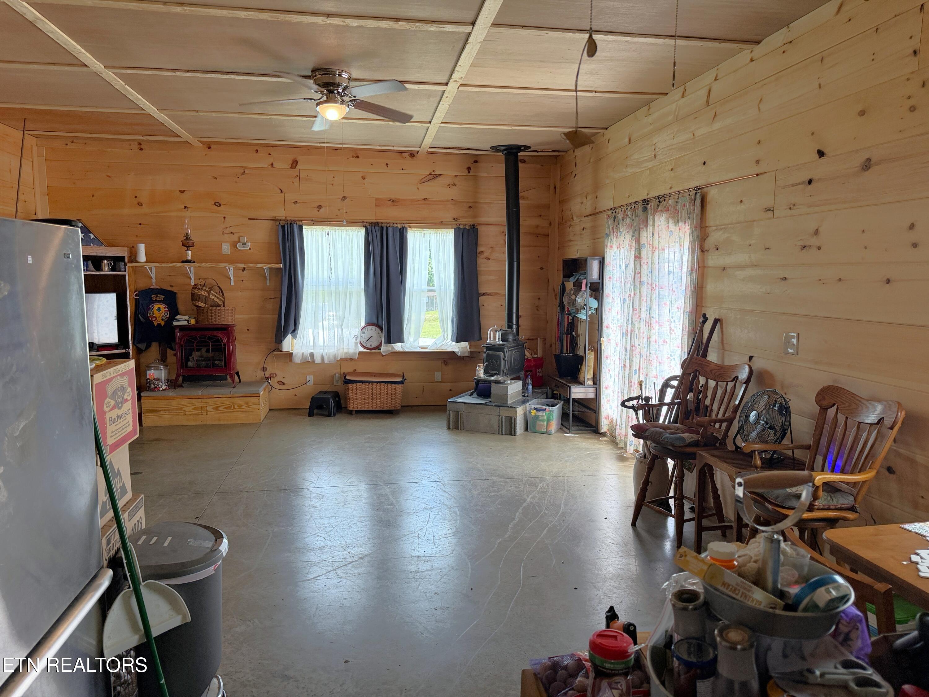 1910 Seaton Road Greeneville TN 37743