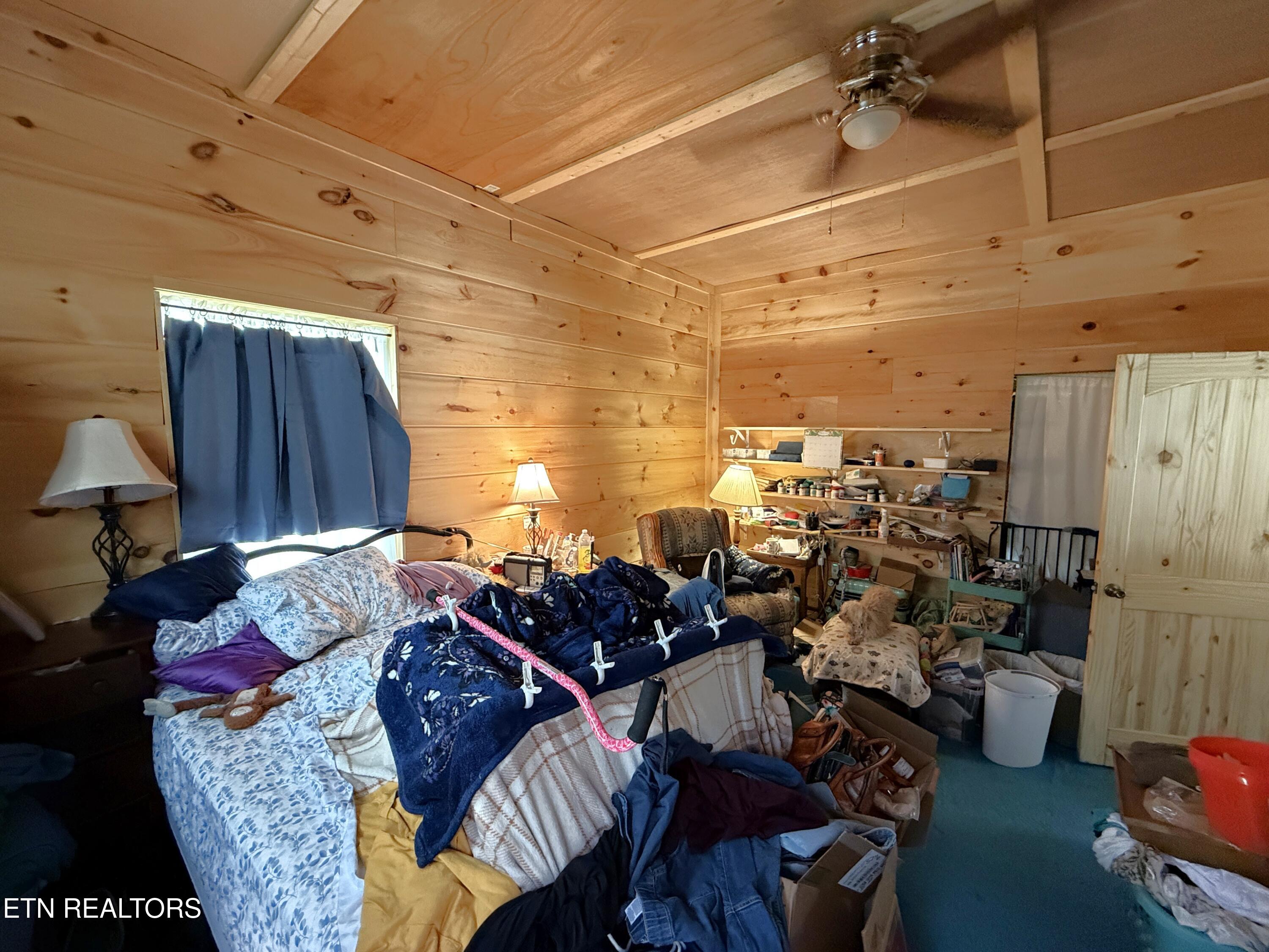 1910 Seaton Road Greeneville TN 37743