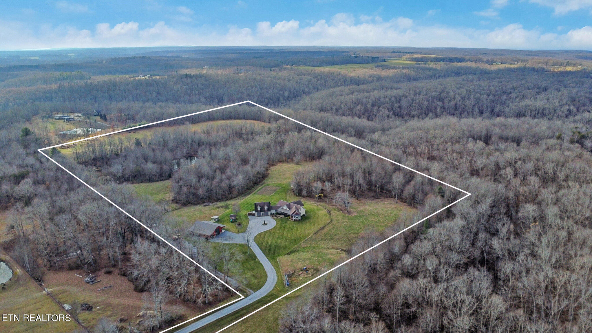 370 Randolph Road Crossville TN 38555