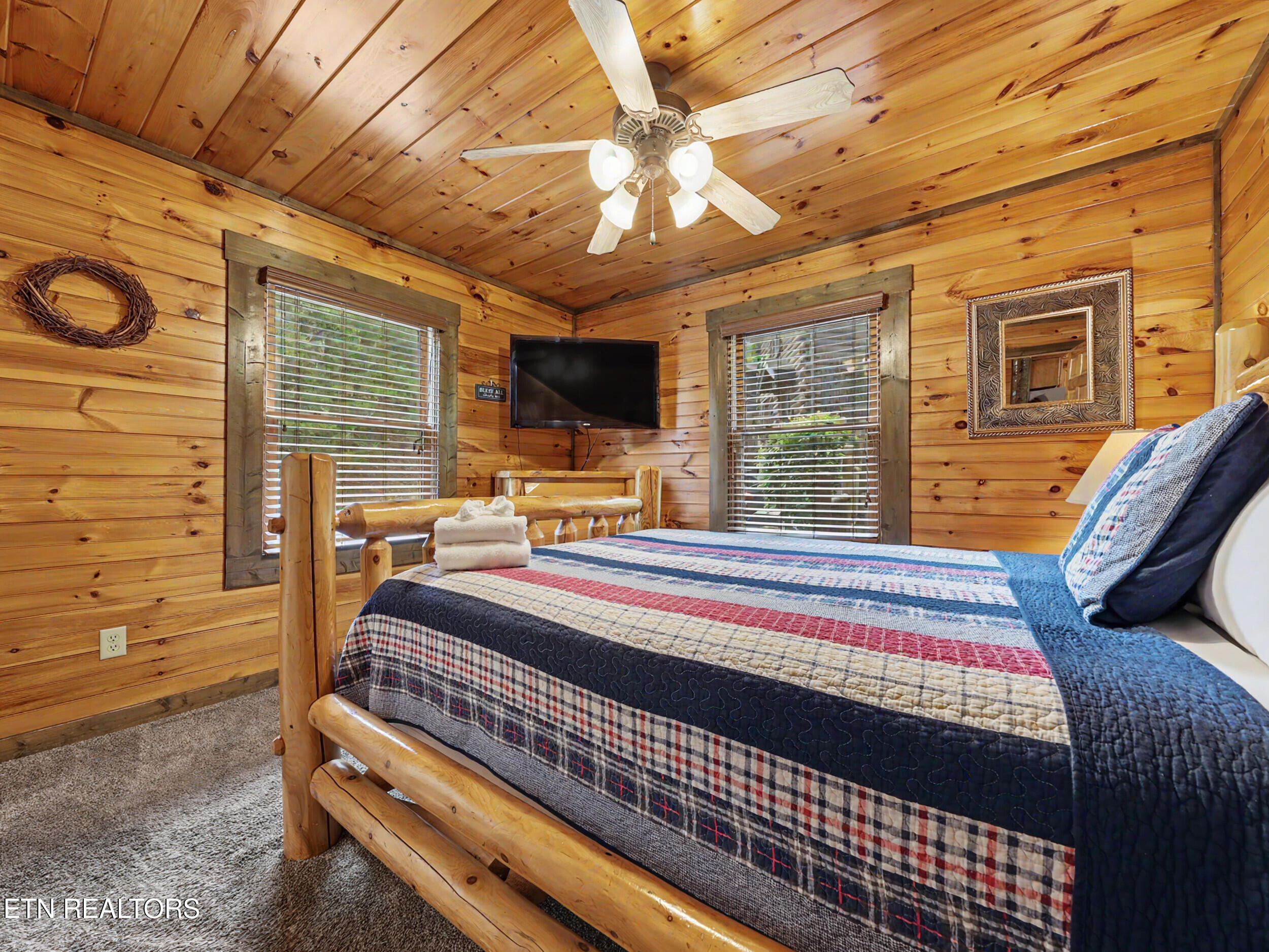 831 Spirit Loop Way Gatlinburg TN 37738