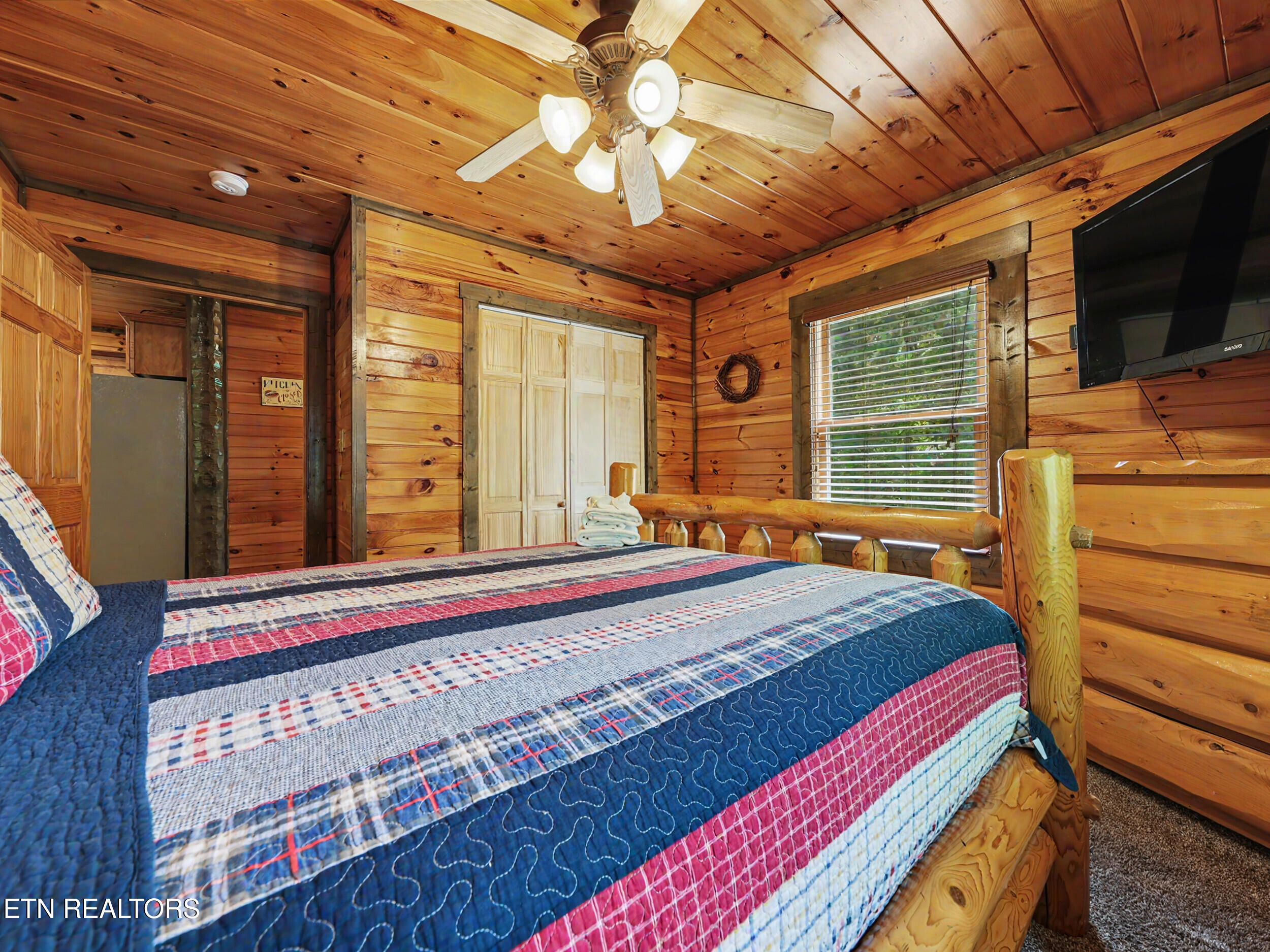 831 Spirit Loop Way Gatlinburg TN 37738