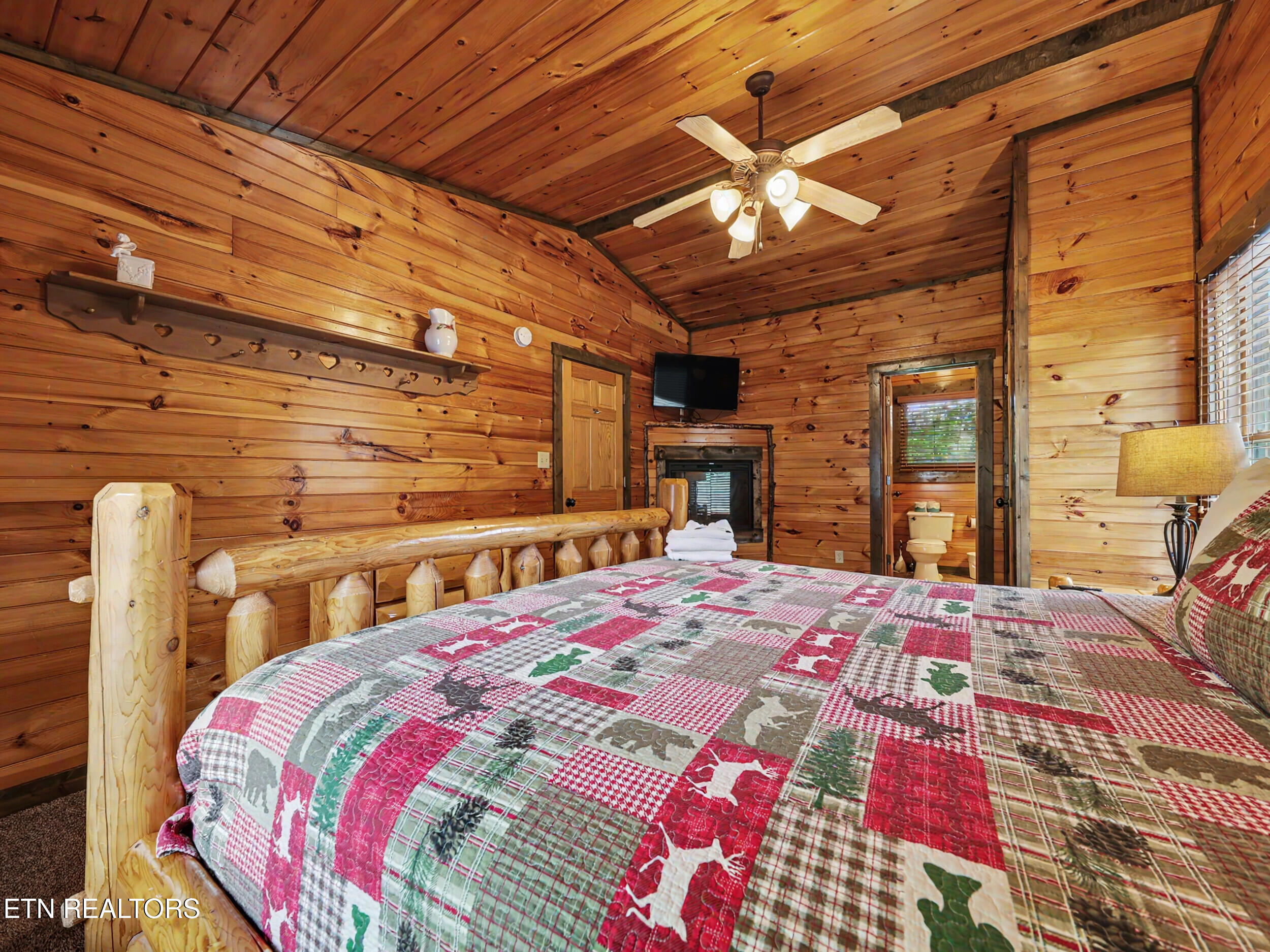831 Spirit Loop Way Gatlinburg TN 37738