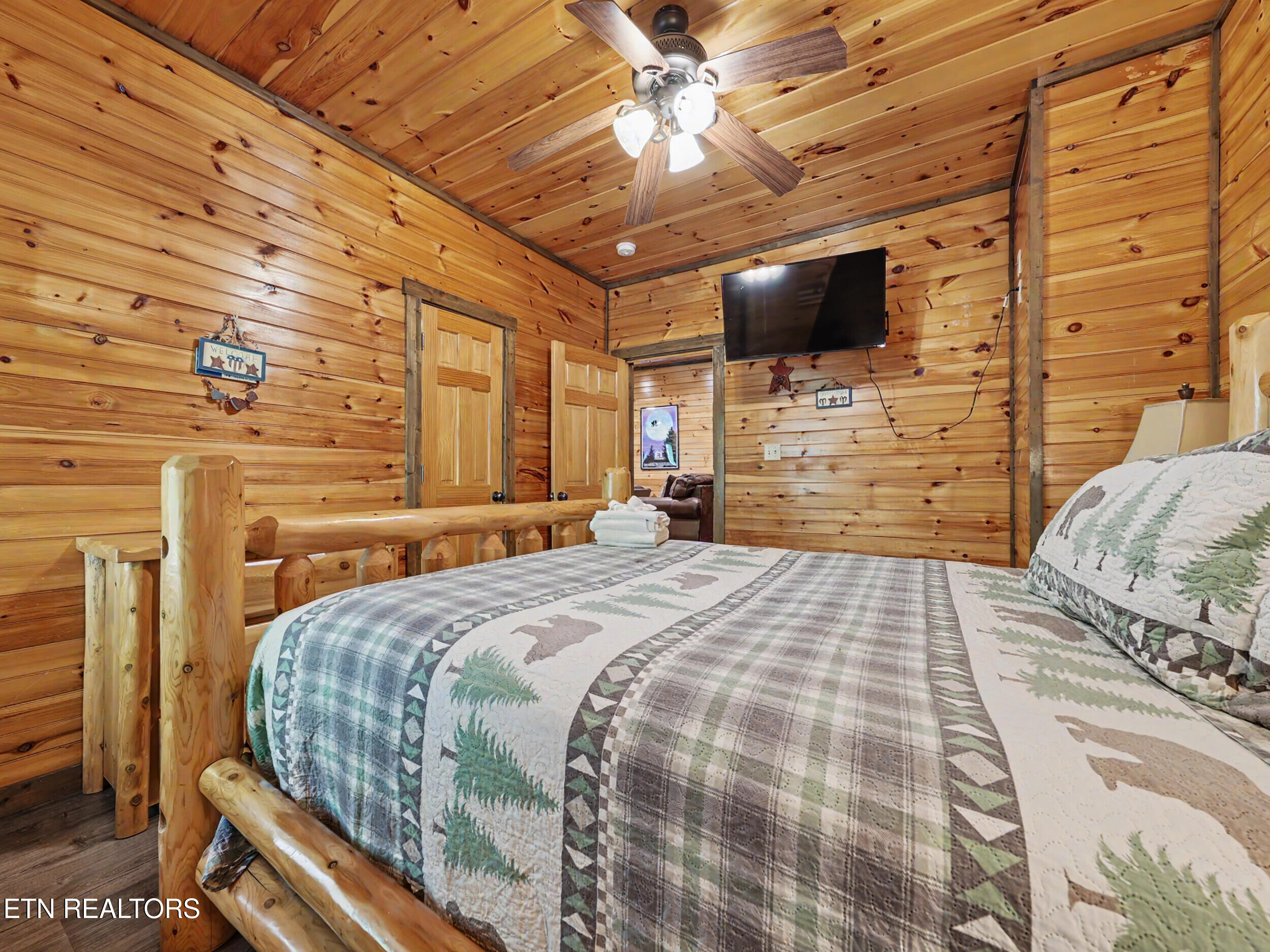 831 Spirit Loop Way Gatlinburg TN 37738