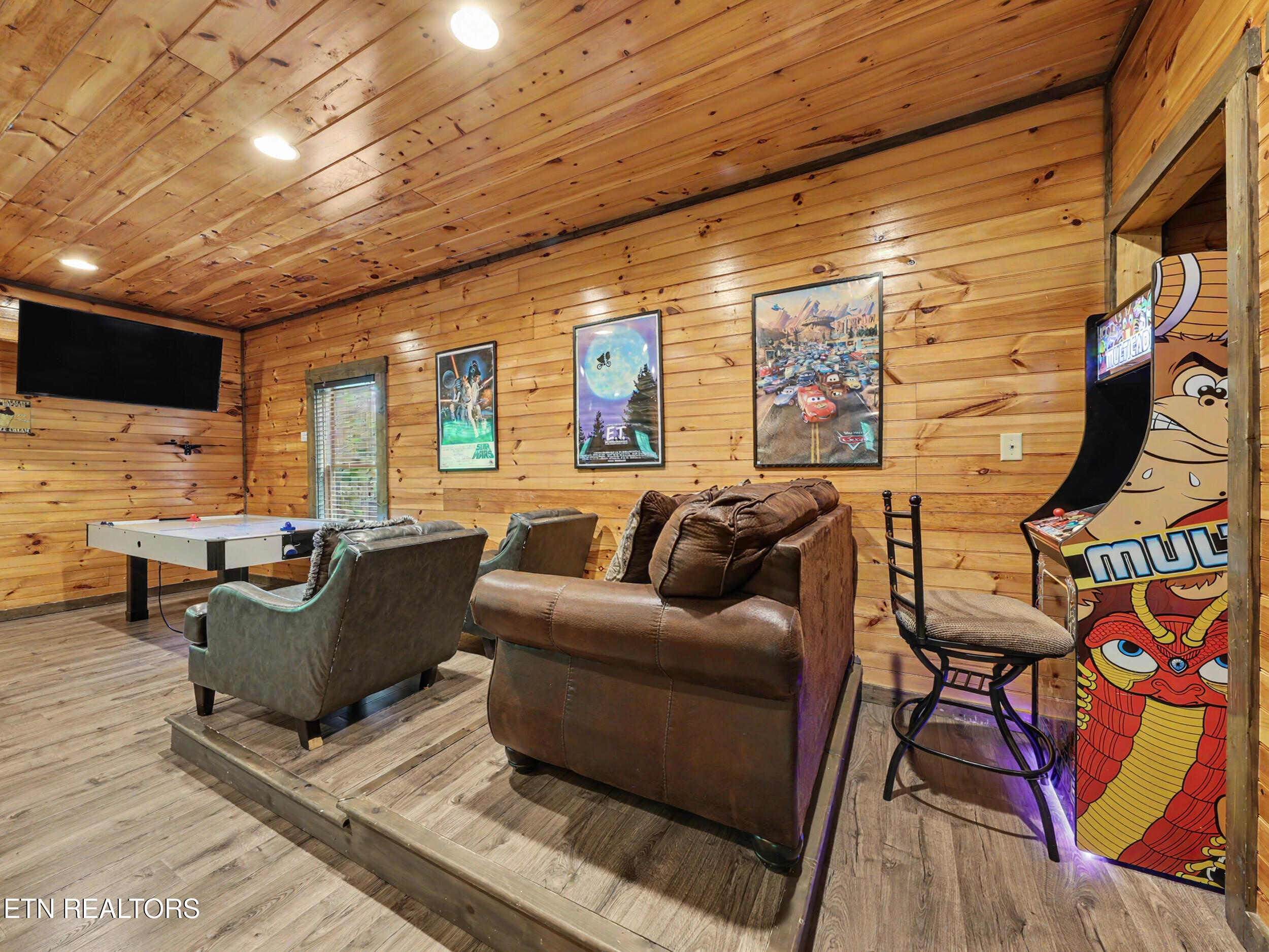 831 Spirit Loop Way Gatlinburg TN 37738