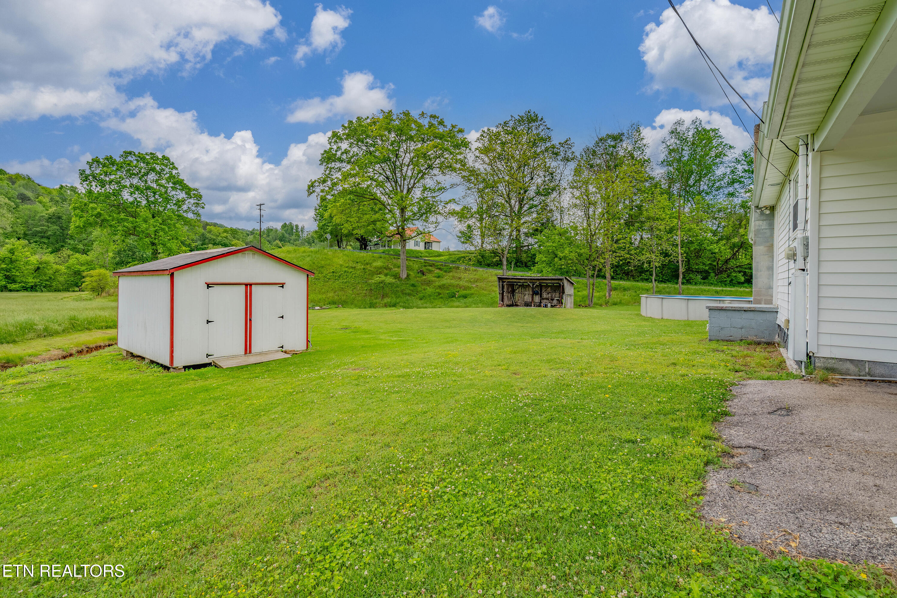 908 Tater Valley Road Luttrell TN 37779