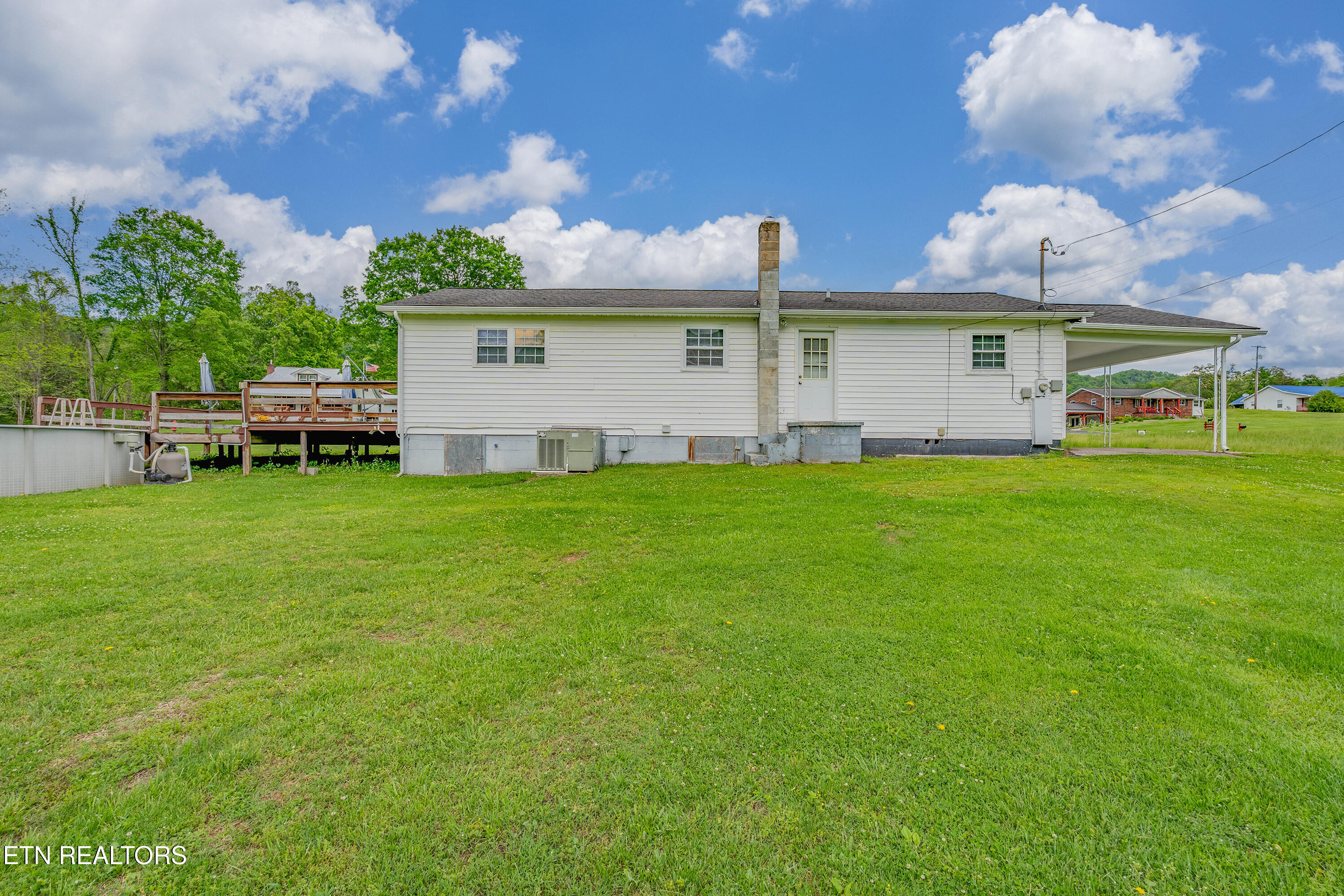 908 Tater Valley Road Luttrell TN 37779
