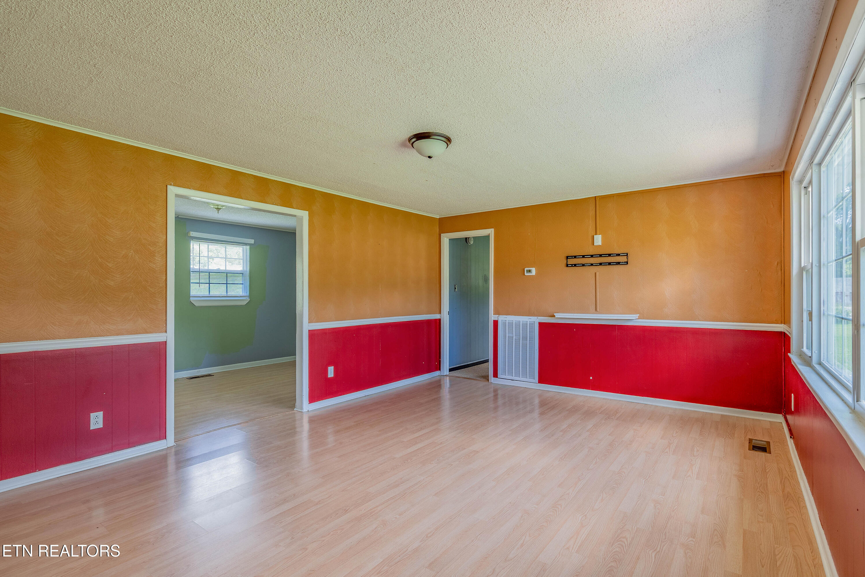 908 Tater Valley Road Luttrell TN 37779