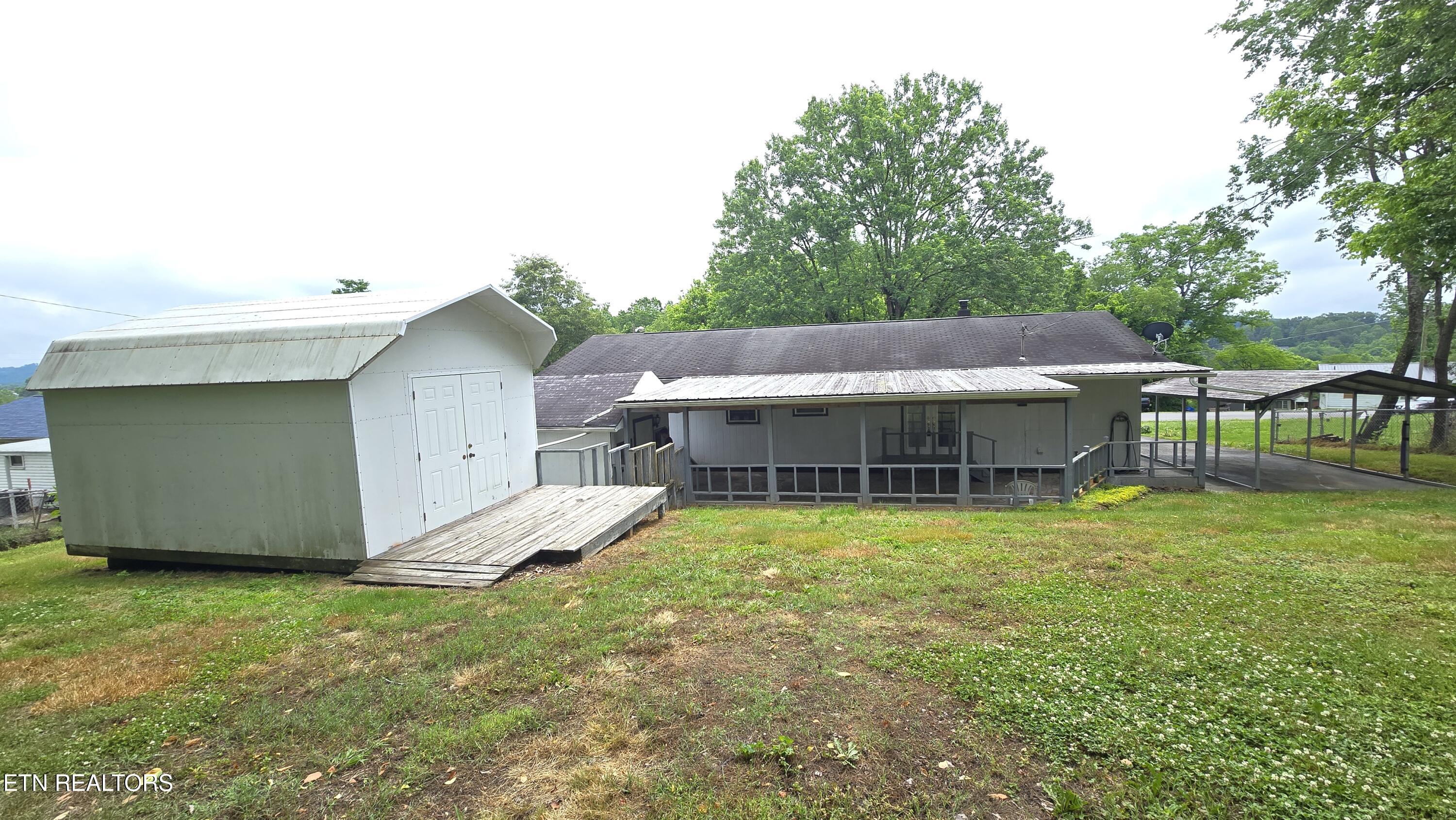 106 Walnut Street New Tazewell TN 37825
