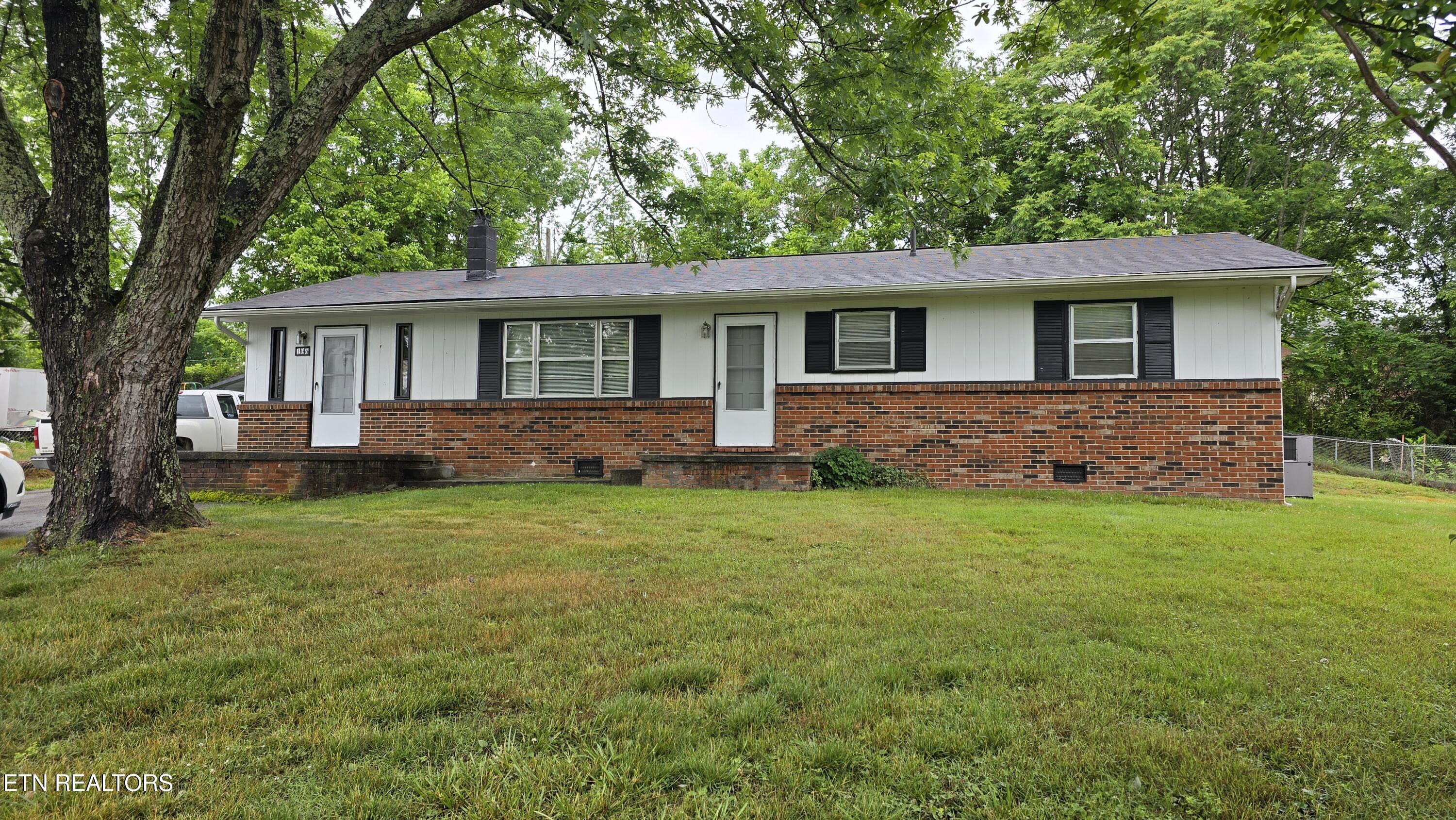 106 Walnut Street New Tazewell TN 37825