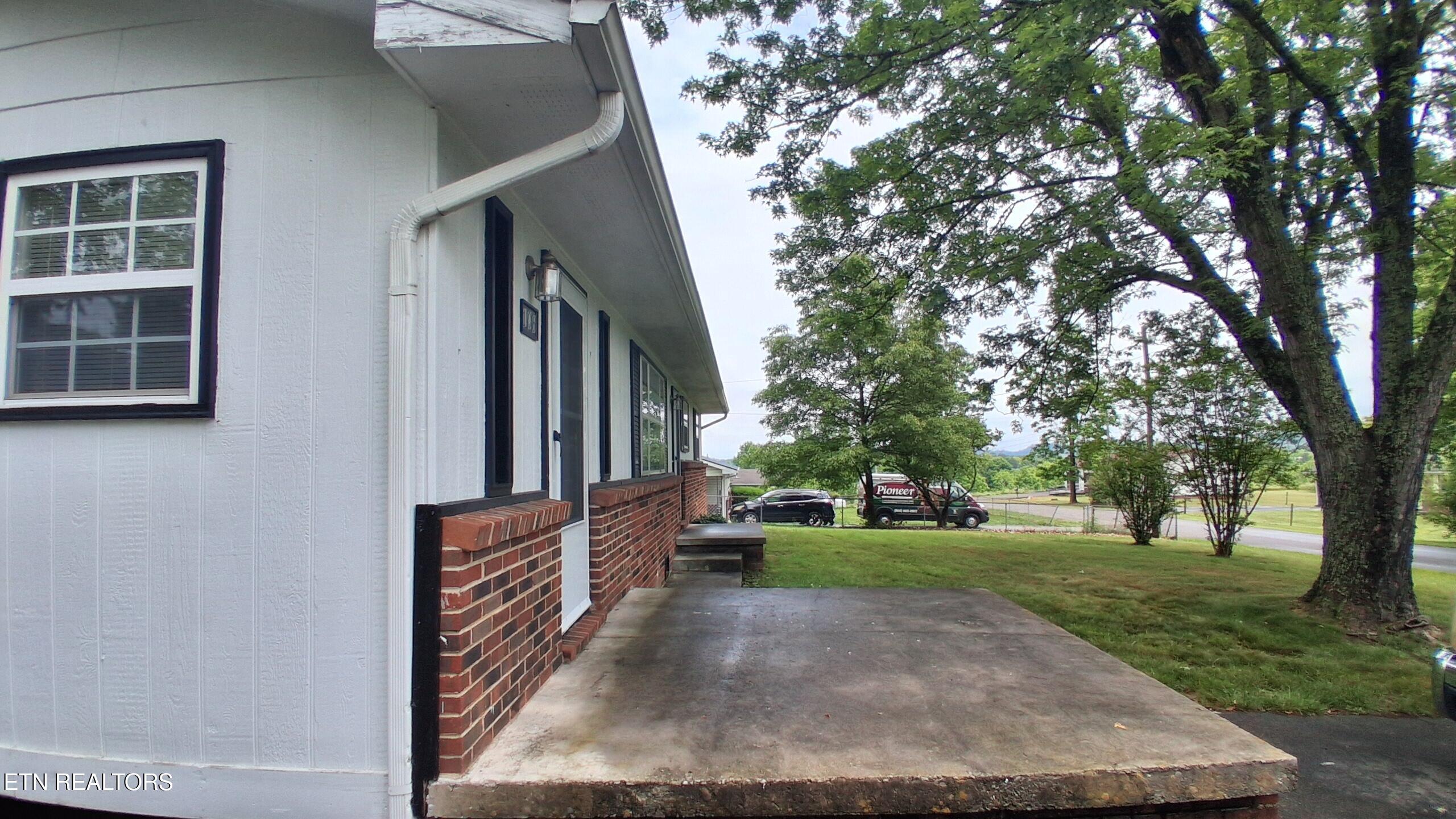106 Walnut Street New Tazewell TN 37825