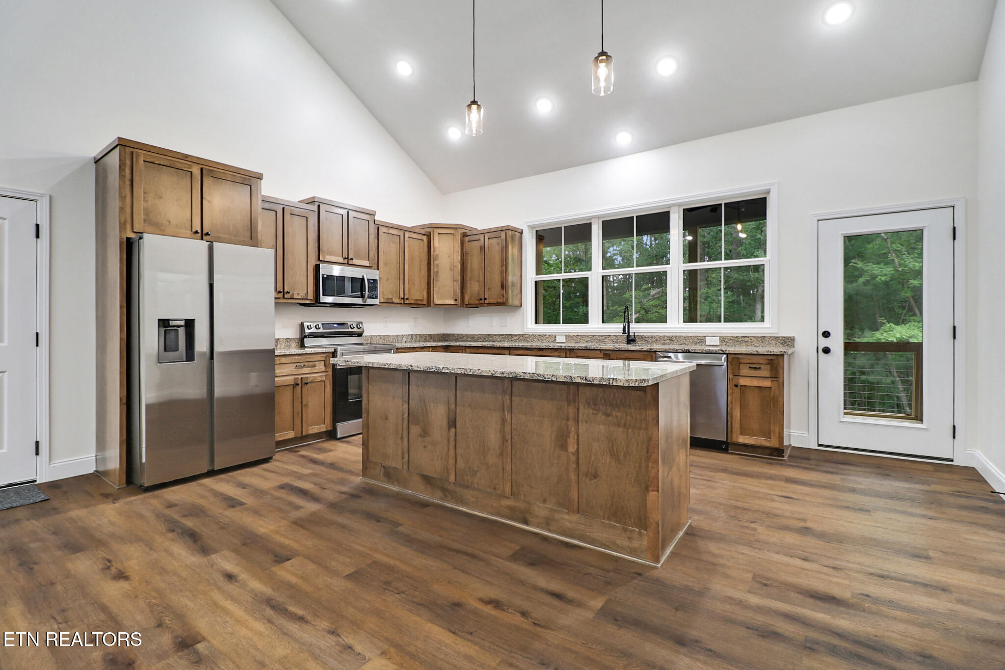 108 Shotgun Annie Road Jamestown TN 38556
