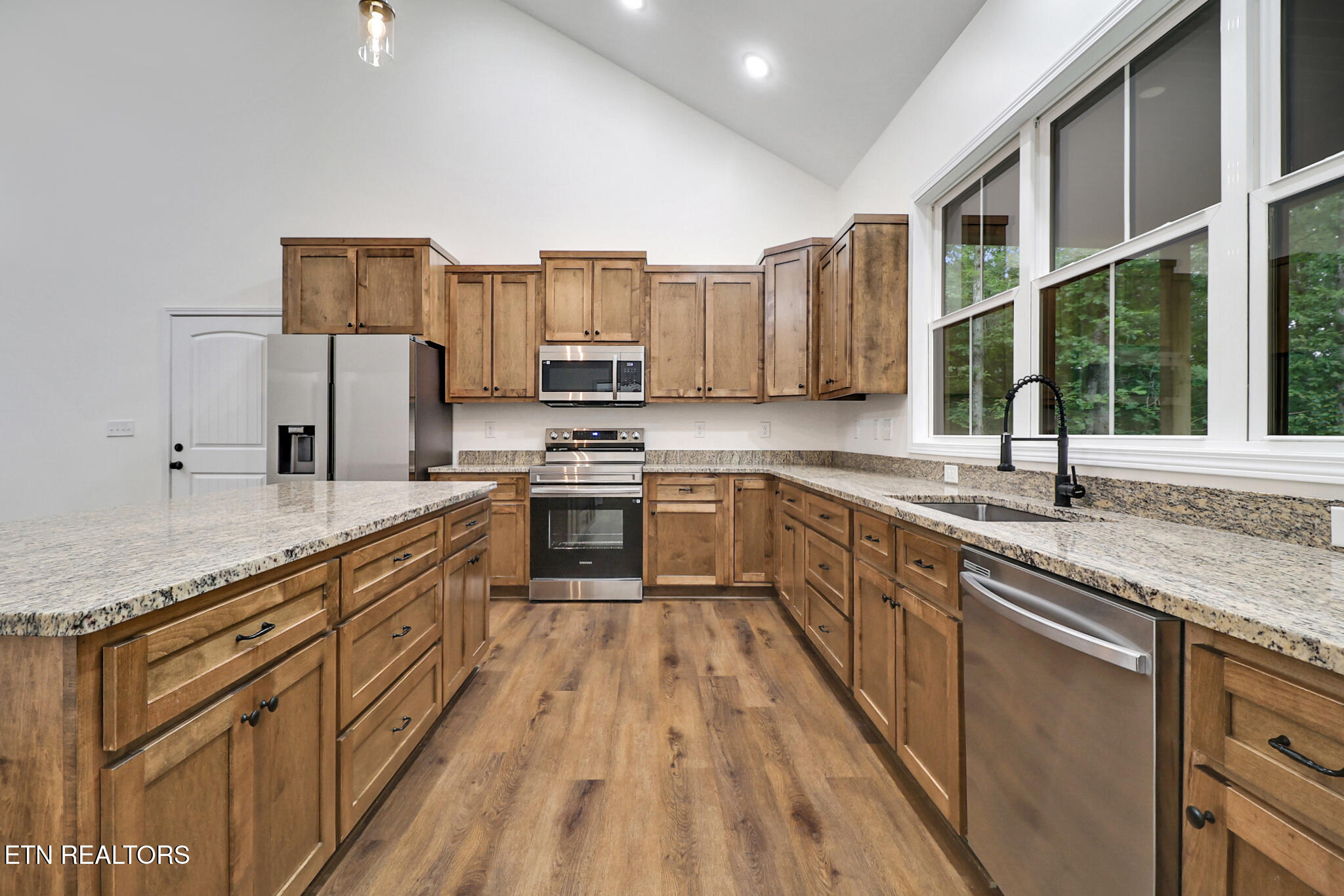 108 Shotgun Annie Road Jamestown TN 38556
