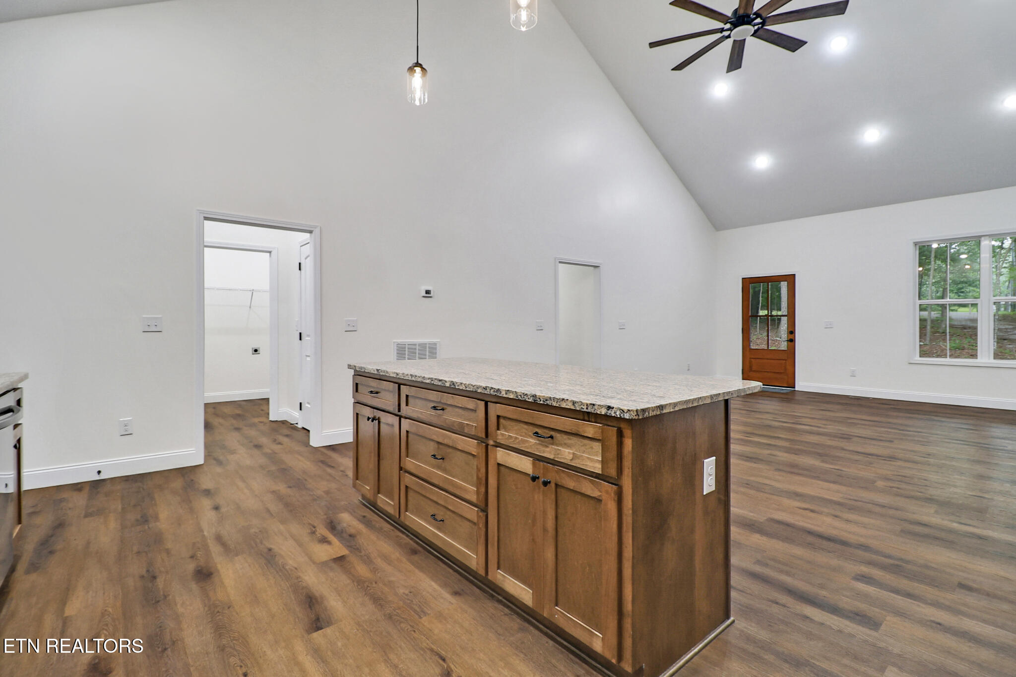 108 Shotgun Annie Road Jamestown TN 38556