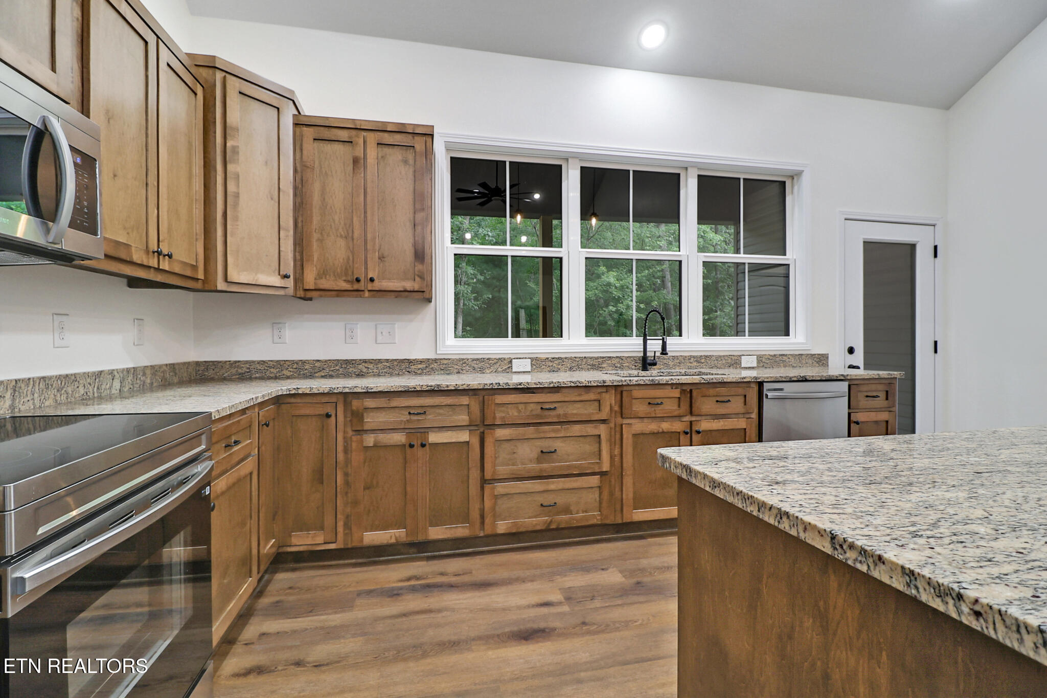 108 Shotgun Annie Road Jamestown TN 38556