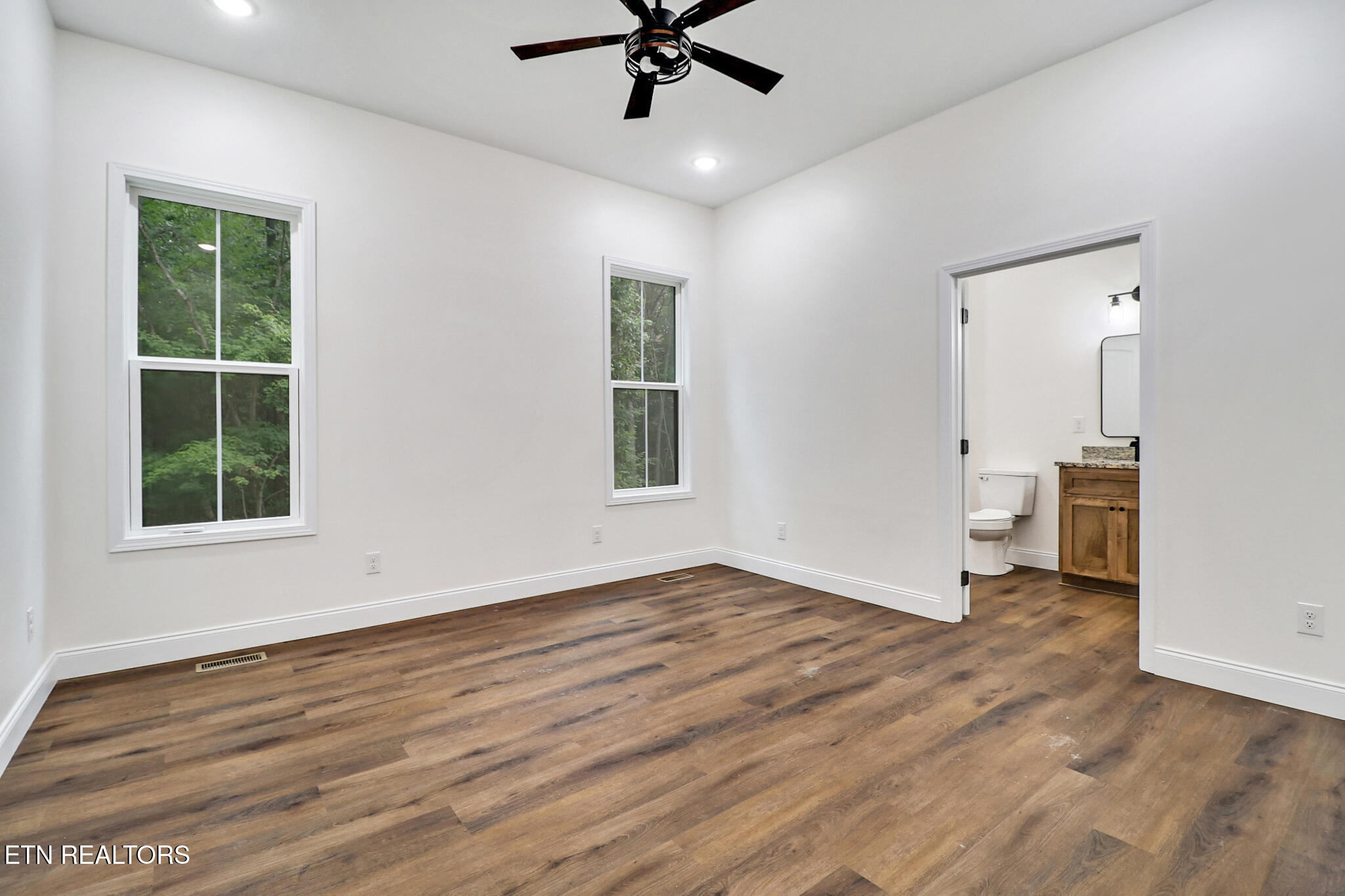 108 Shotgun Annie Road Jamestown TN 38556