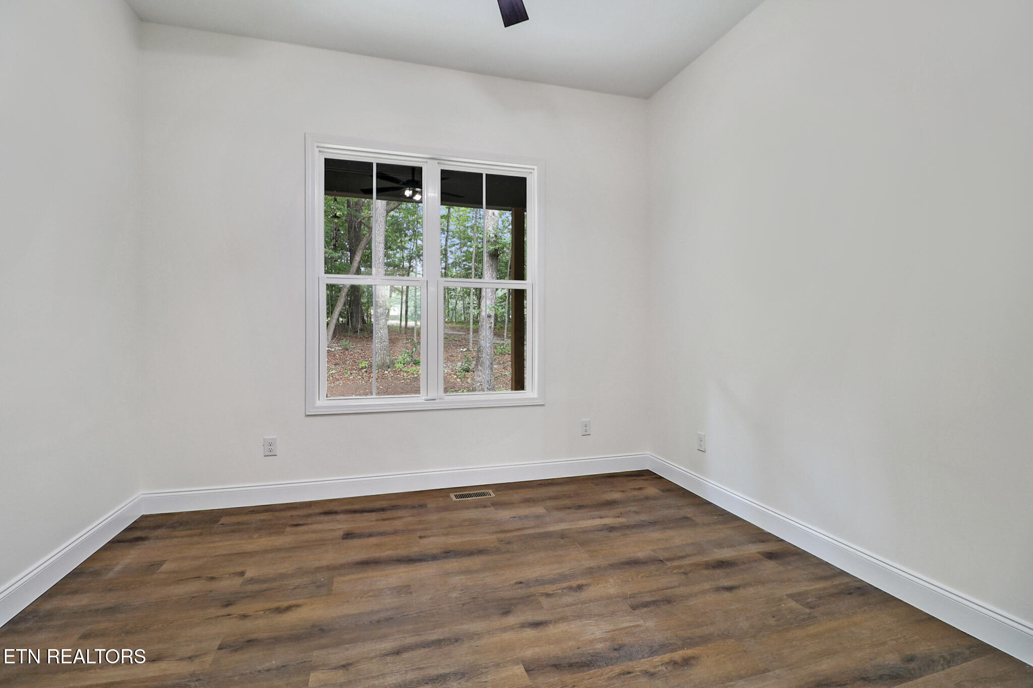 108 Shotgun Annie Road Jamestown TN 38556