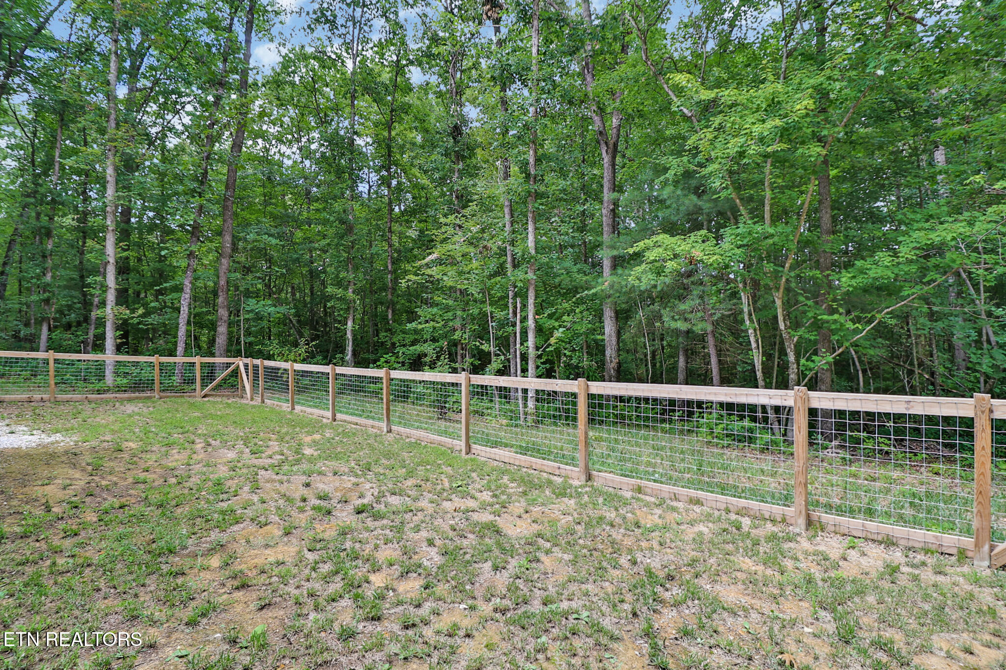 108 Shotgun Annie Road Jamestown TN 38556