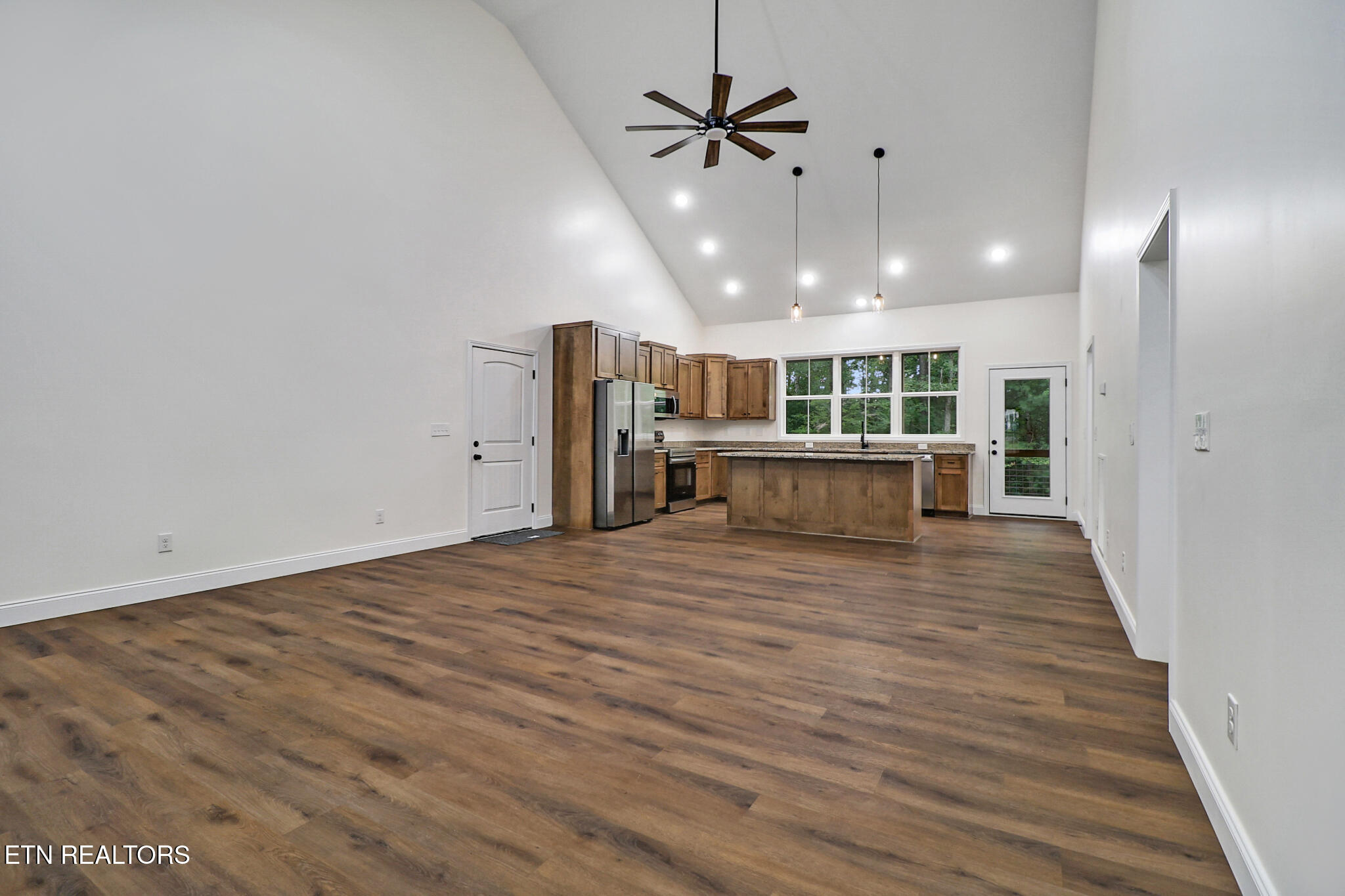 108 Shotgun Annie Road Jamestown TN 38556