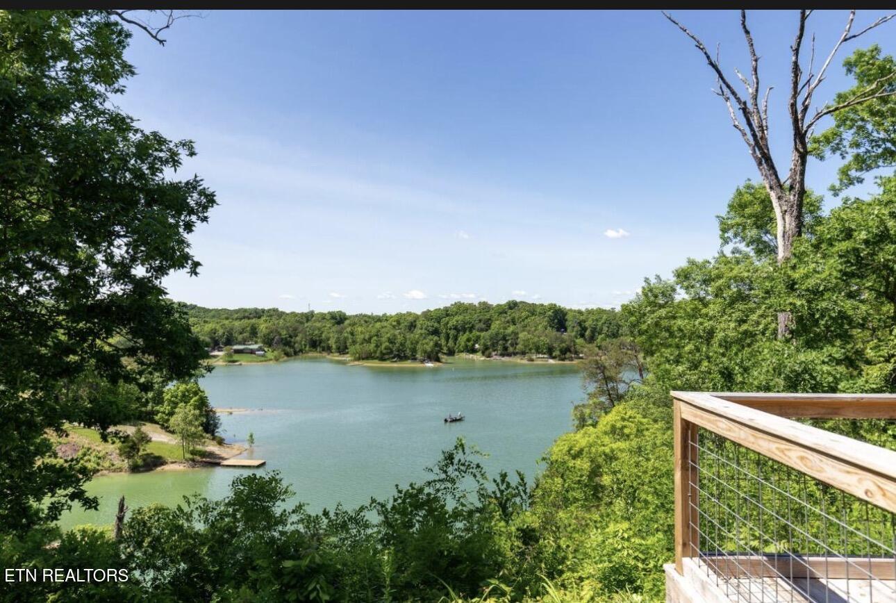 2145 Stillhouse Road Dandridge TN 37725
