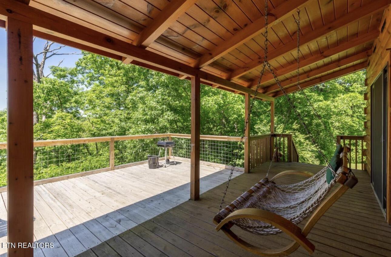 2145 Stillhouse Road Dandridge TN 37725