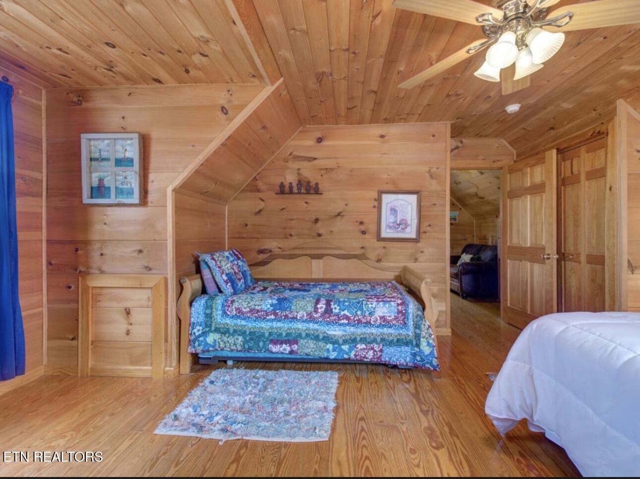 2145 Stillhouse Road Dandridge TN 37725