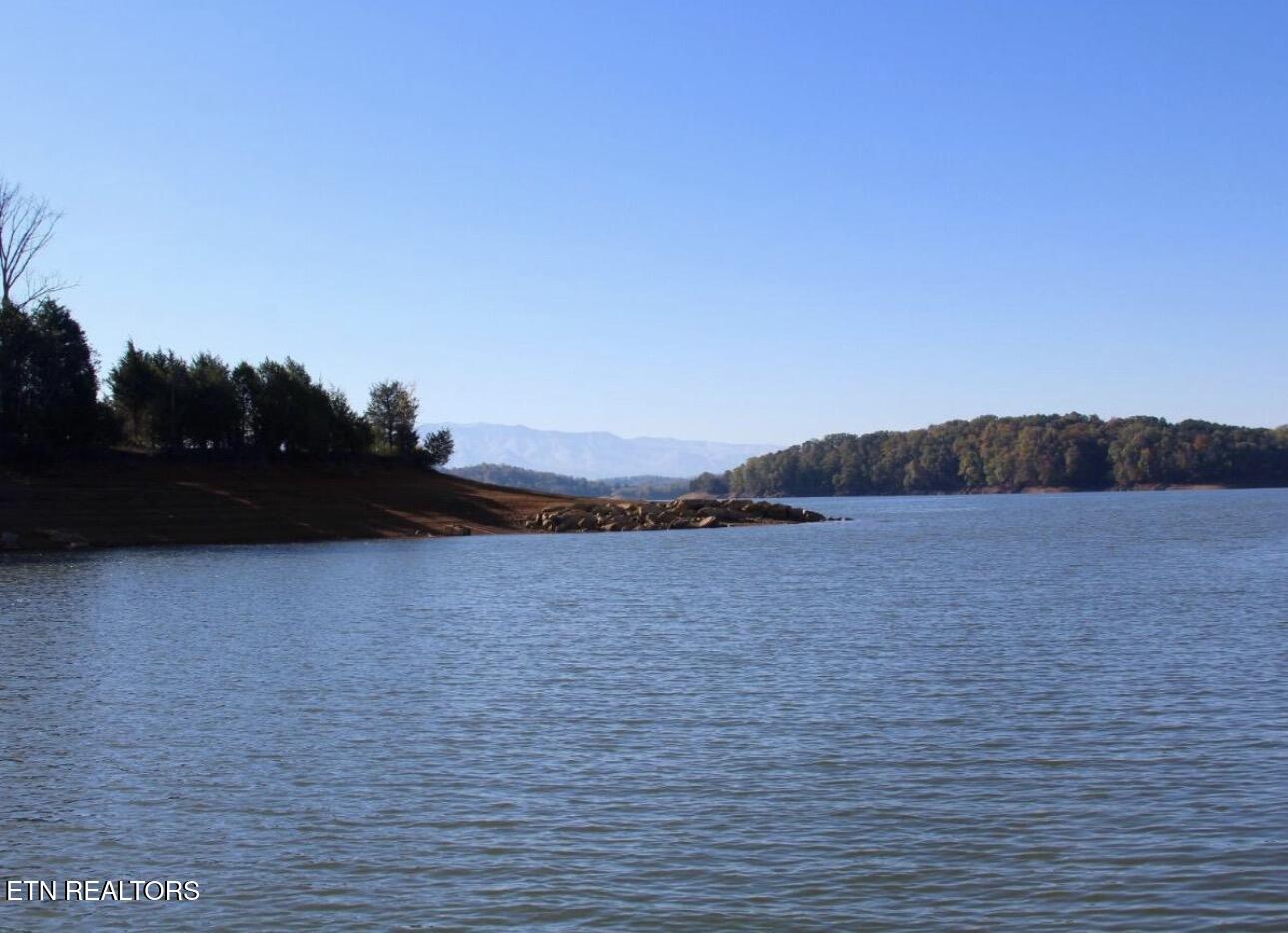 2145 Stillhouse Road Dandridge TN 37725