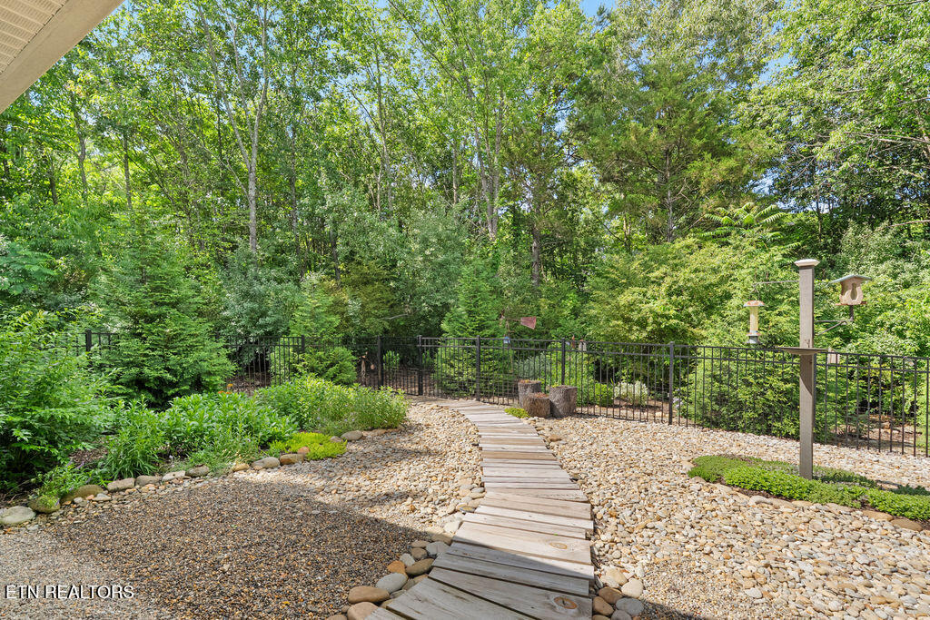 162 Tsuhdatsi Way Loudon TN 37774