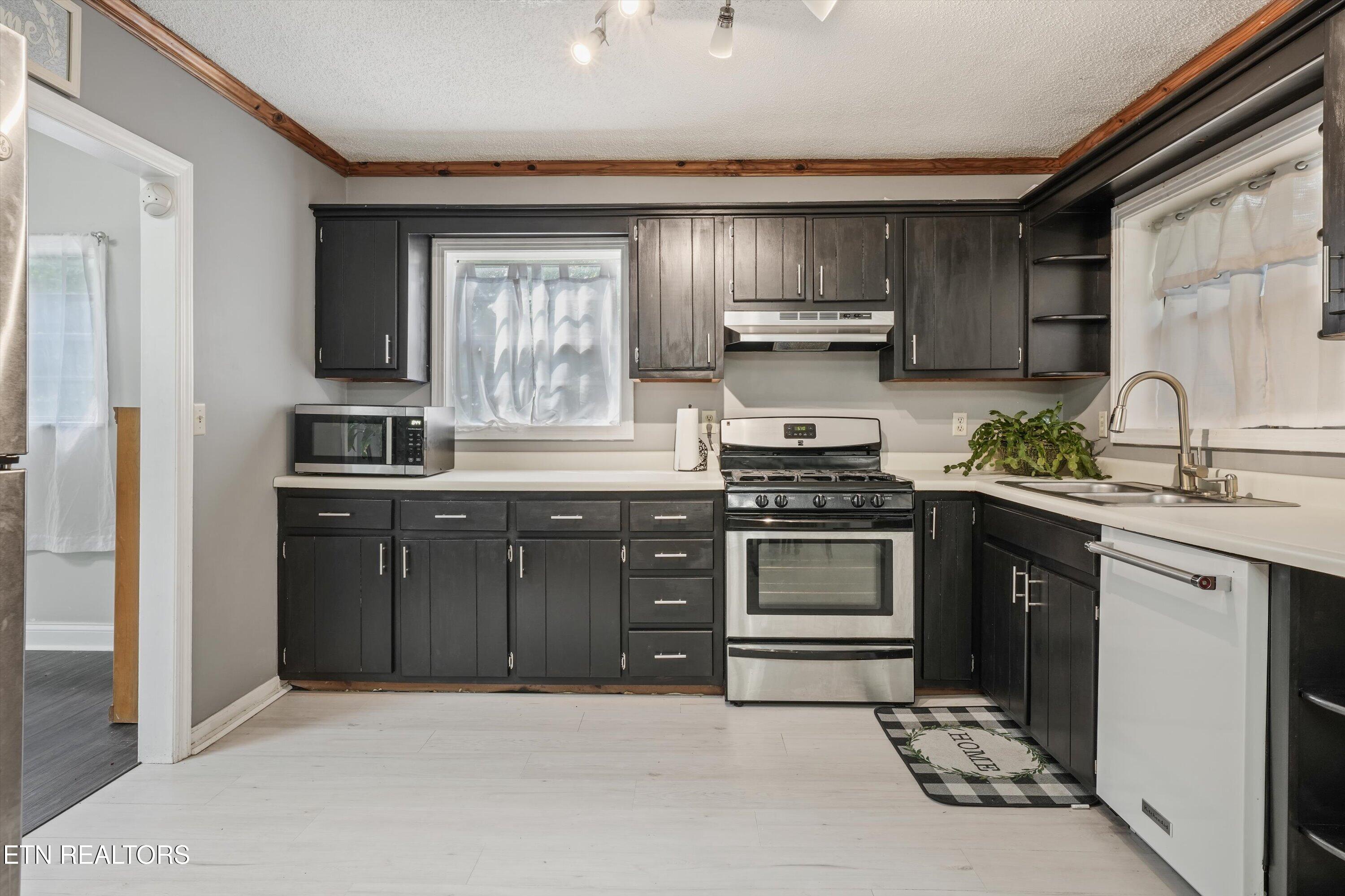 303 W Outer Drive Oak Ridge TN 37830
