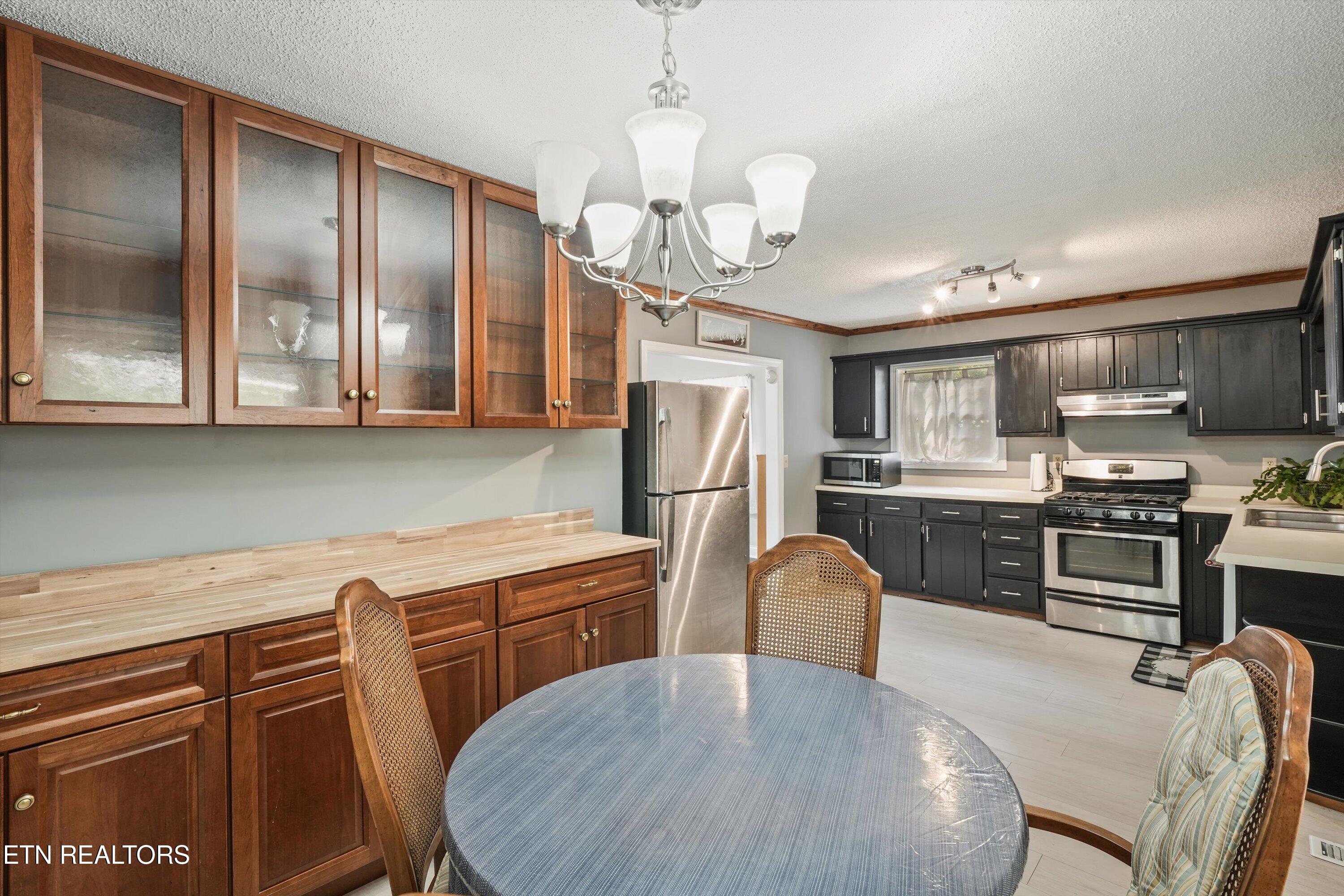 303 W Outer Drive Oak Ridge TN 37830