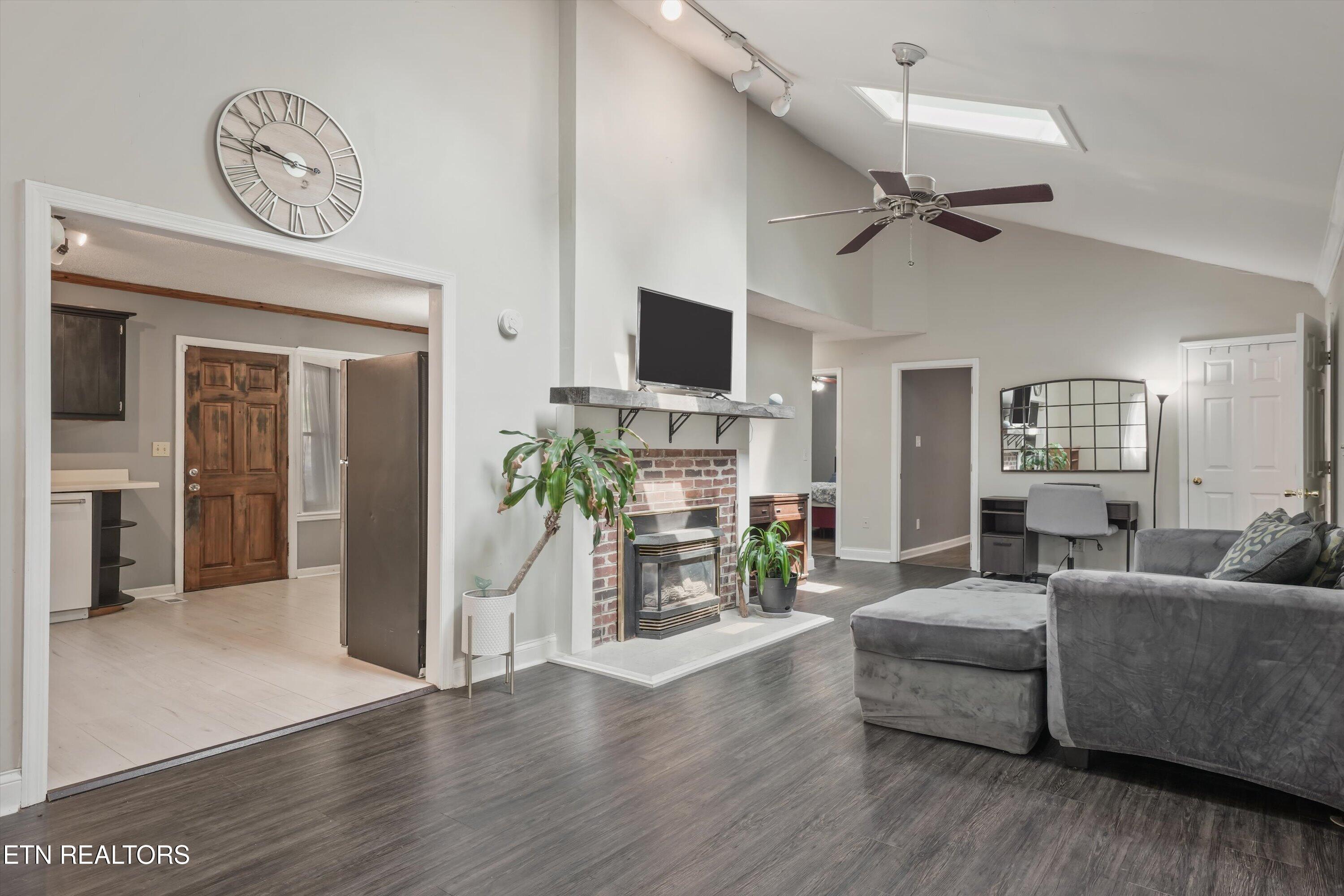 303 W Outer Drive Oak Ridge TN 37830