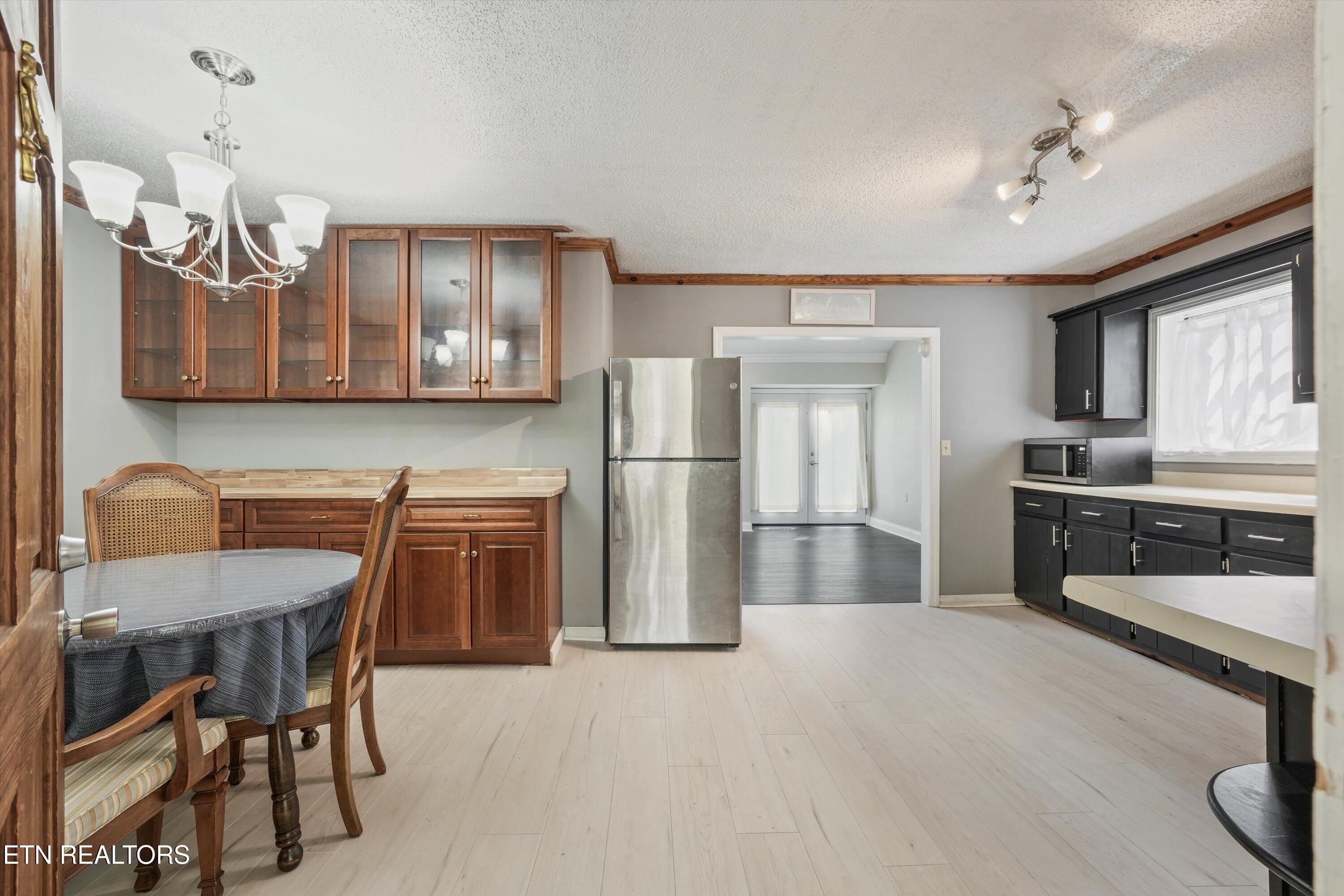 303 W Outer Drive Oak Ridge TN 37830