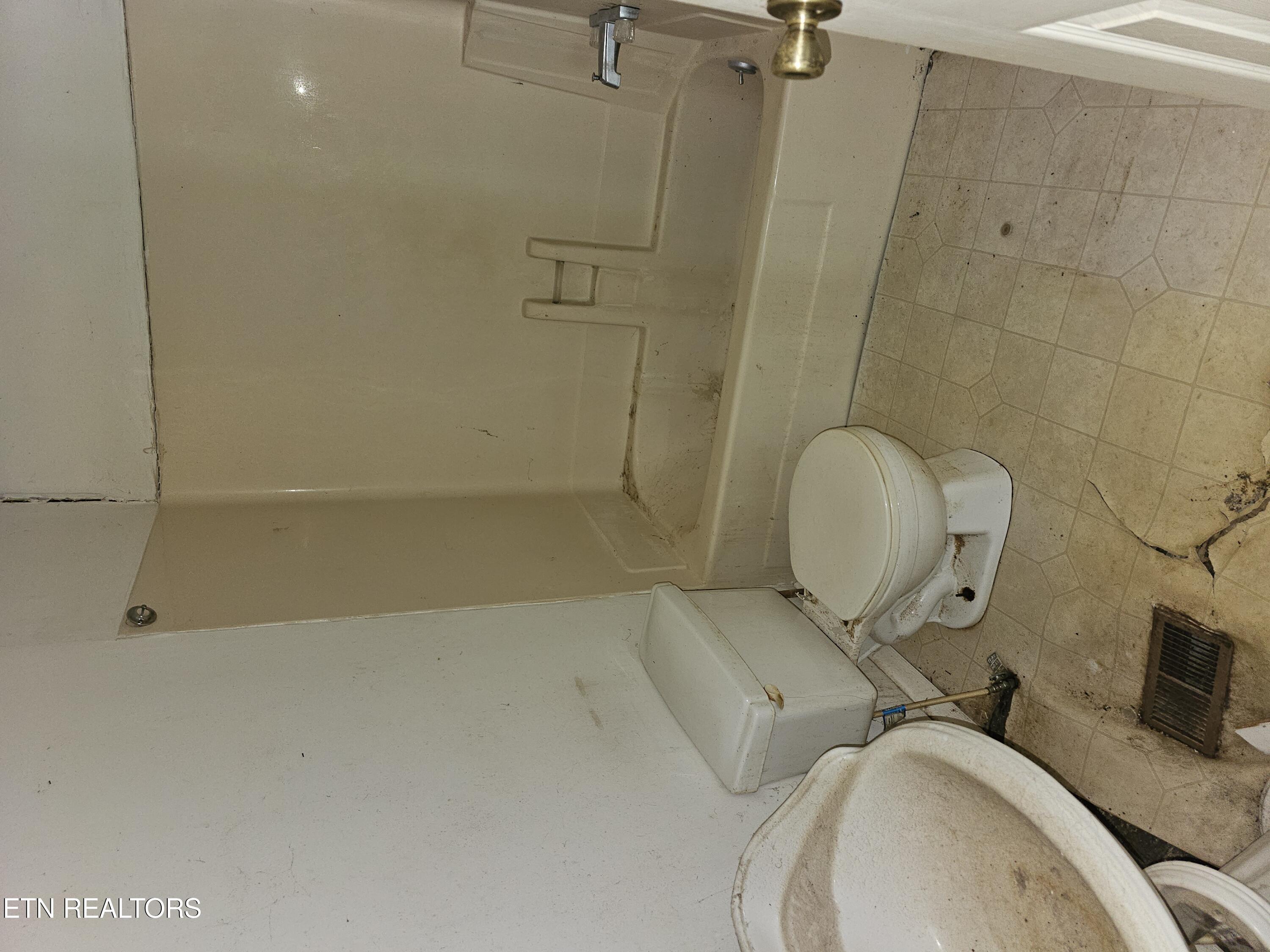 341 Warwick Lane Maynardville TN 37807