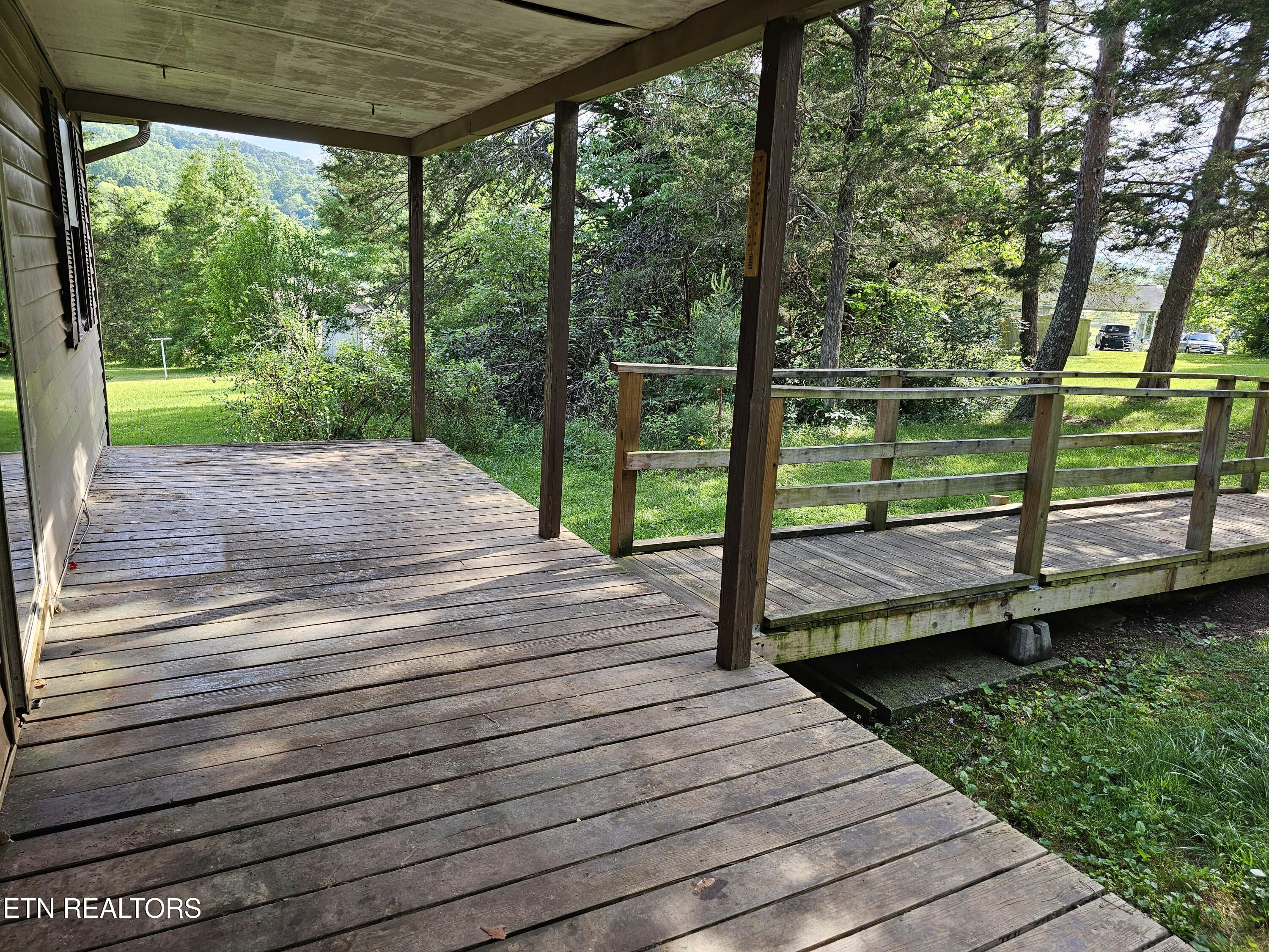 341 Warwick Lane Maynardville TN 37807