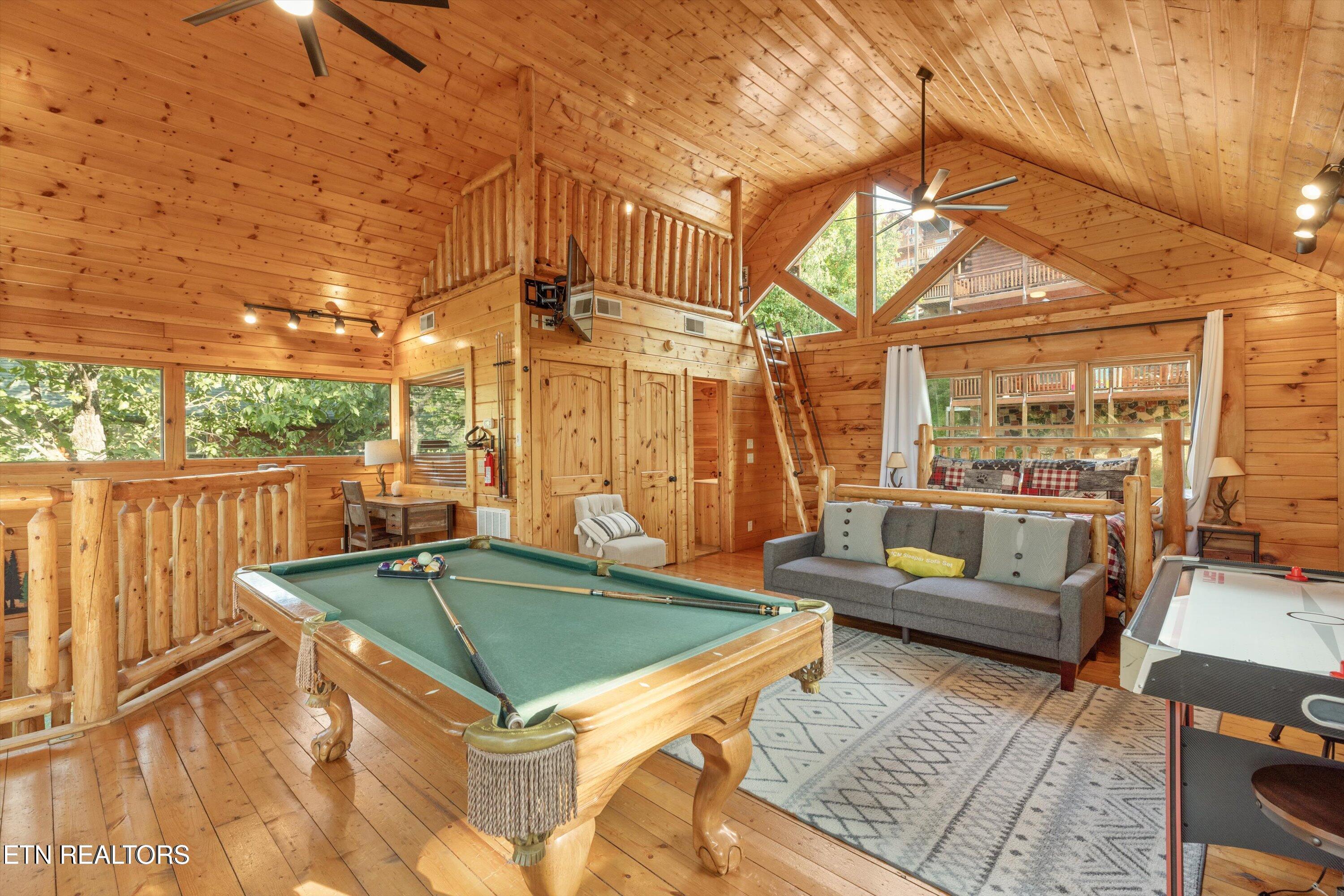 1109 Autumn Path Way Sevierville TN 37862