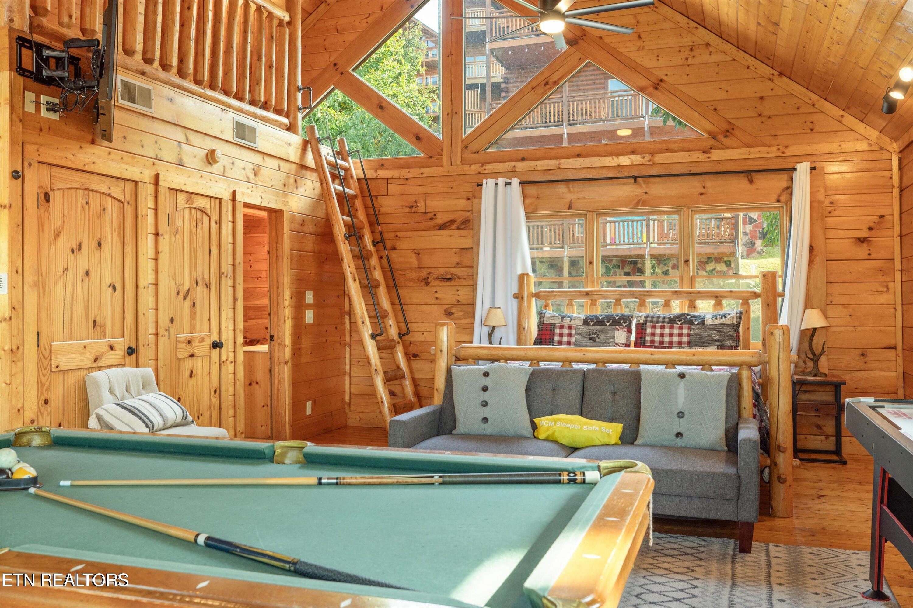 1109 Autumn Path Way Sevierville TN 37862