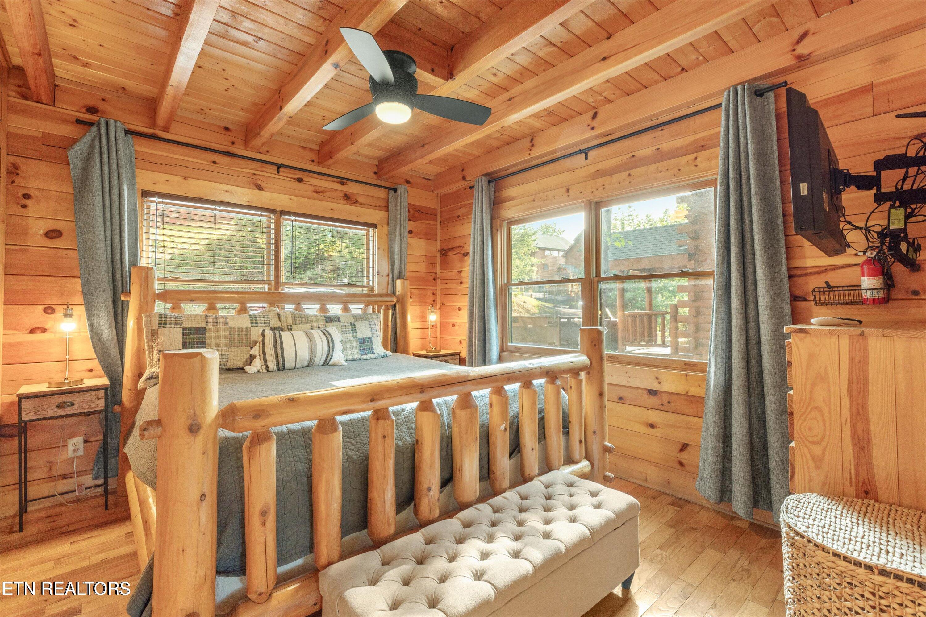 1109 Autumn Path Way Sevierville TN 37862