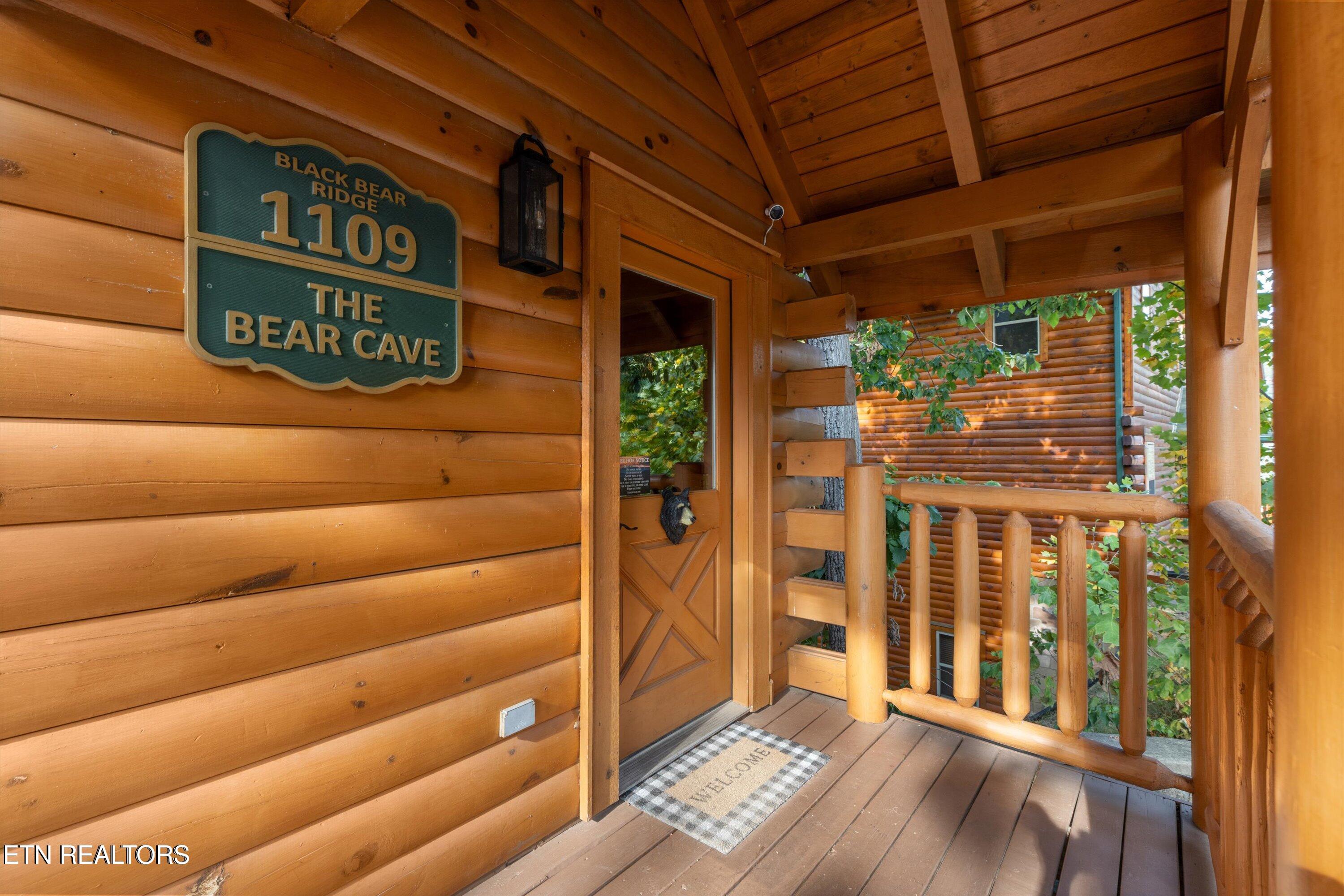 1109 Autumn Path Way Sevierville TN 37862