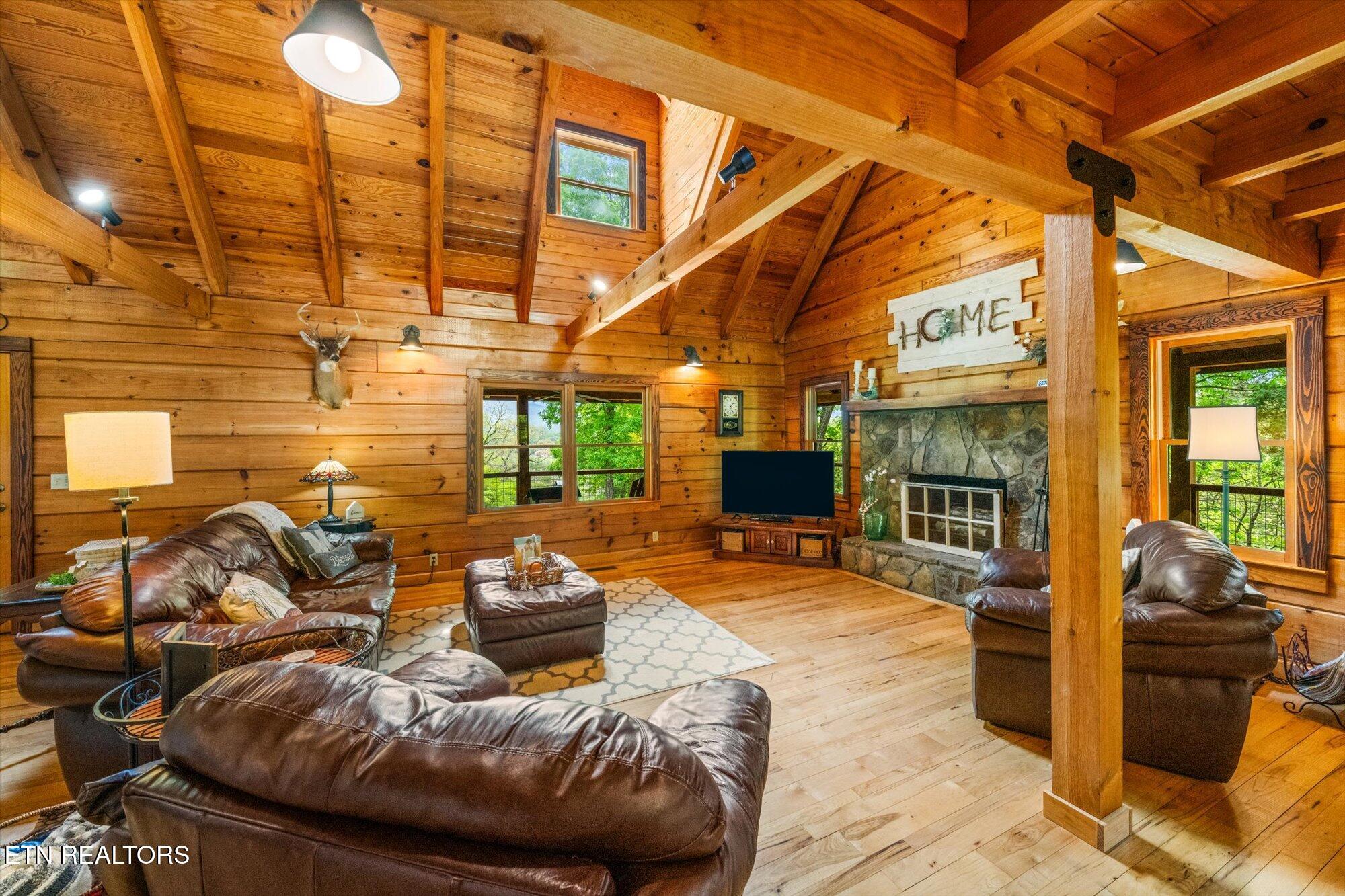 761 N Knob Creek Road Seymour TN 37865