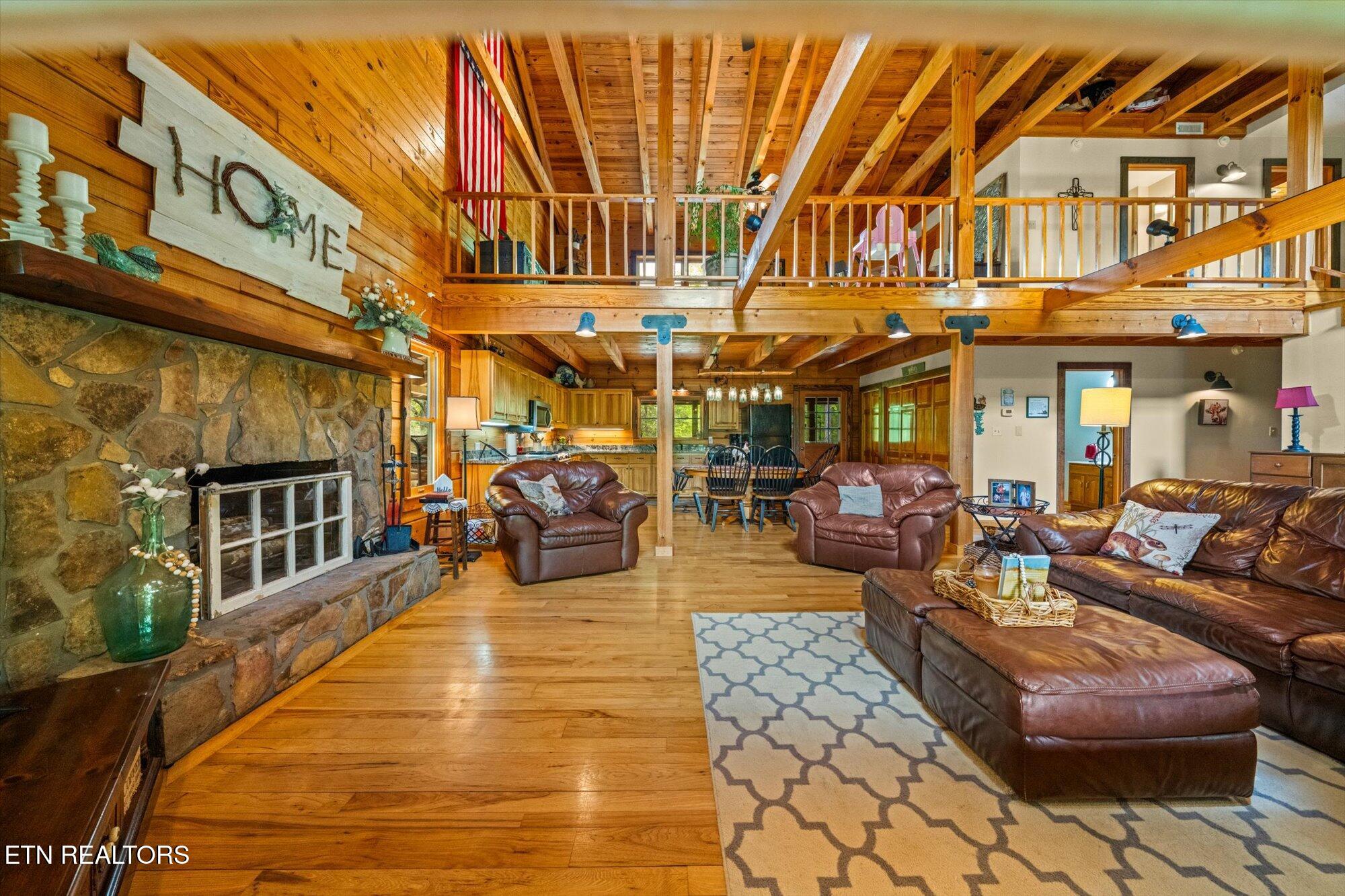 761 N Knob Creek Road Seymour TN 37865