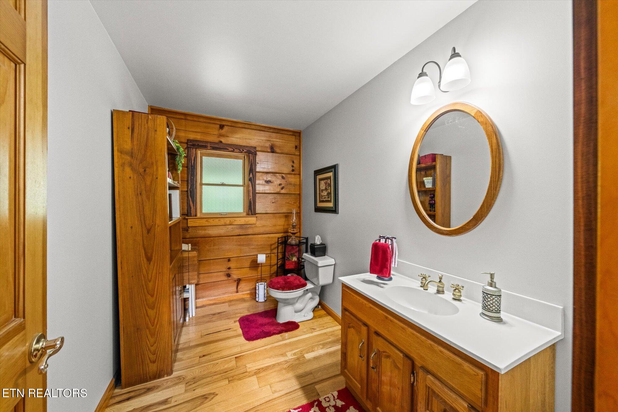 761 N Knob Creek Road Seymour TN 37865