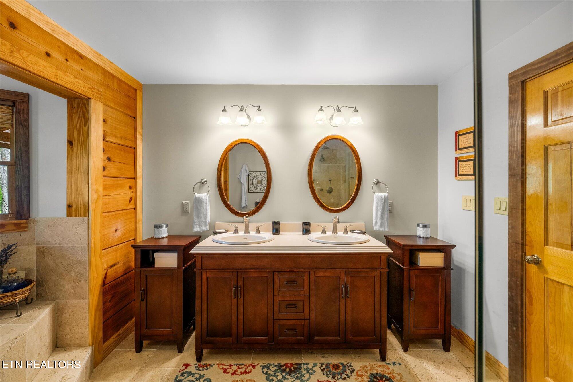 761 N Knob Creek Road Seymour TN 37865