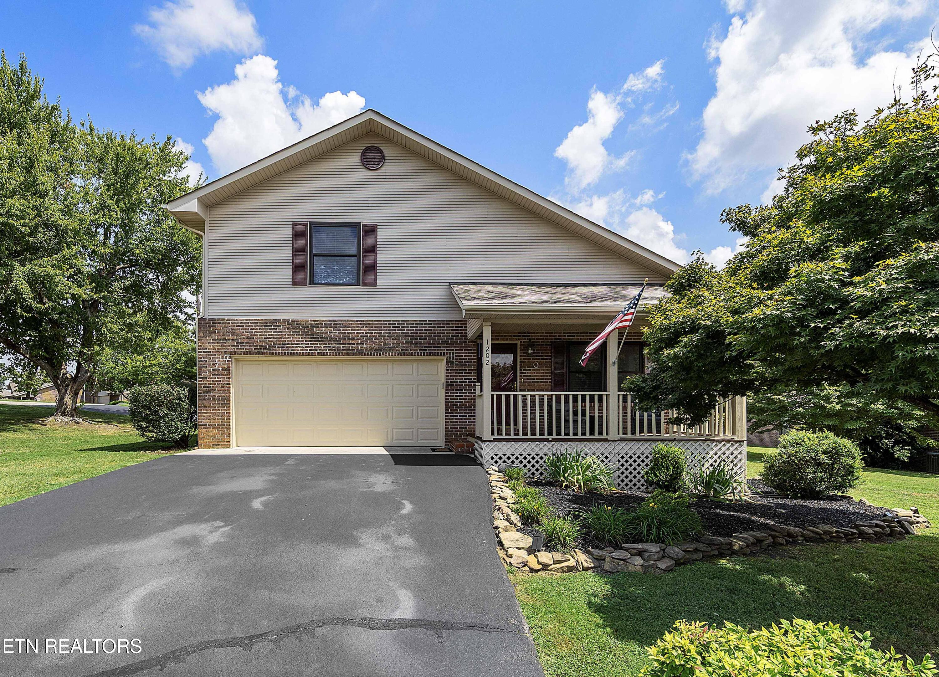 1202 Fielding Drive Maryville TN 37804