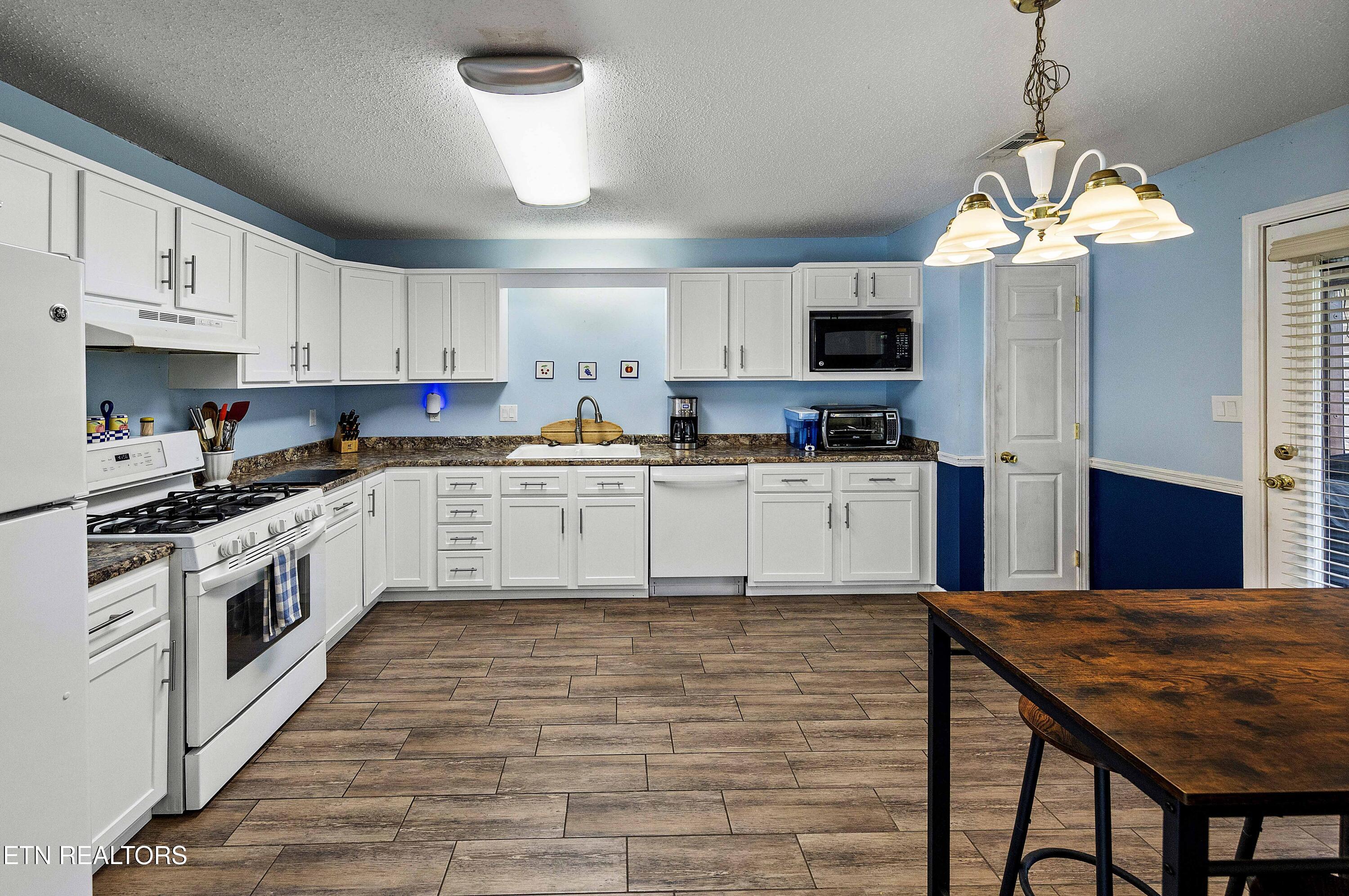 1202 Fielding Drive Maryville TN 37804