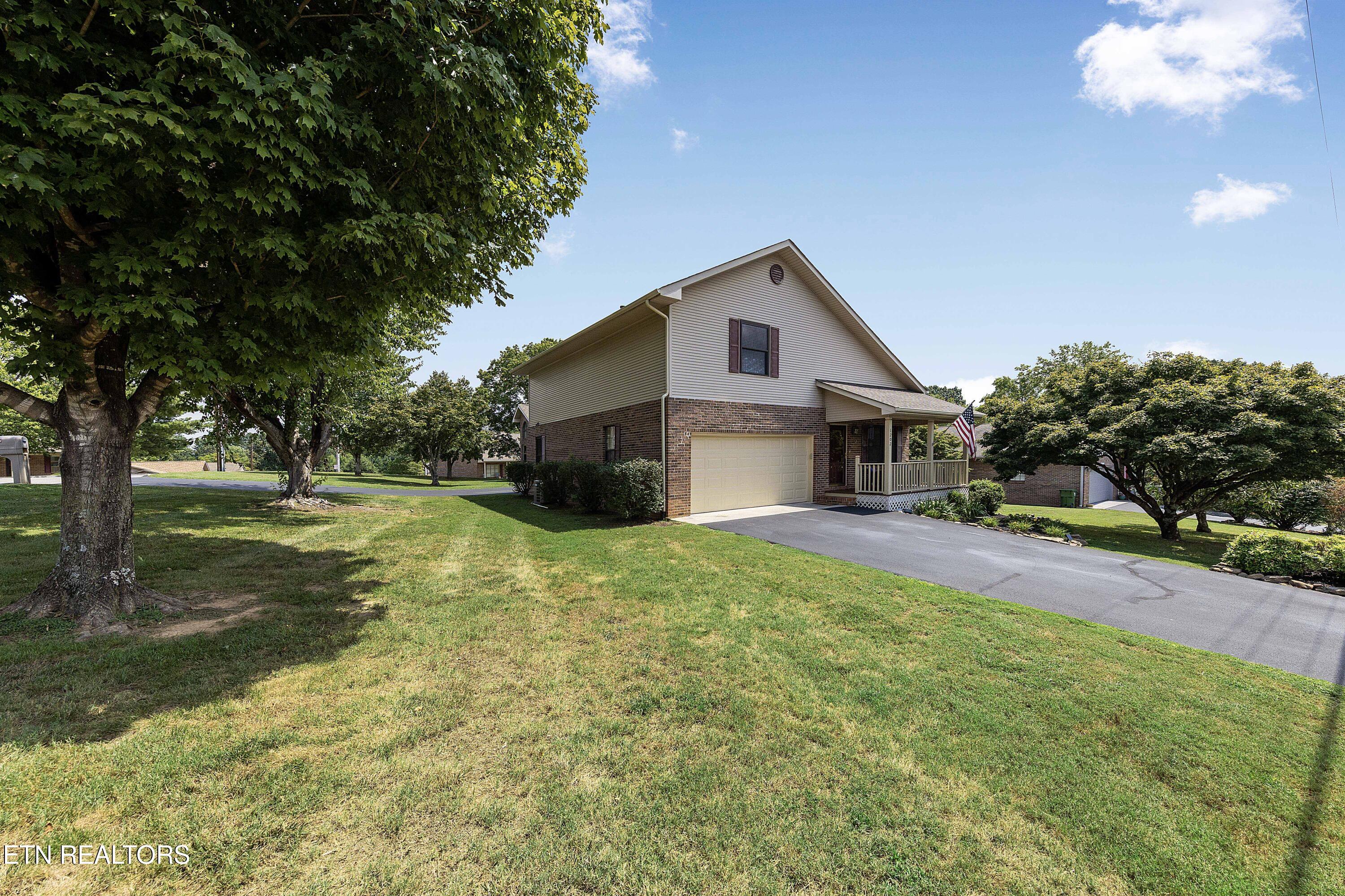 1202 Fielding Drive Maryville TN 37804