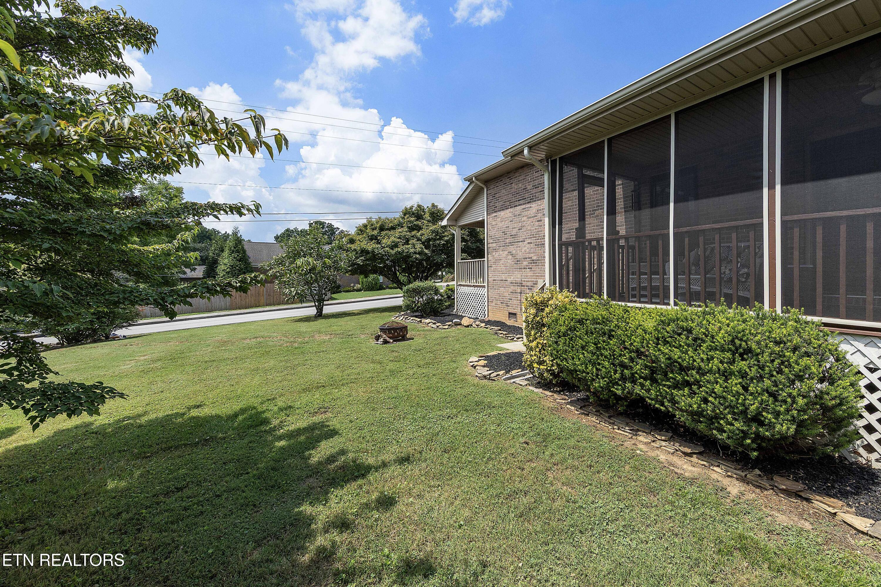1202 Fielding Drive Maryville TN 37804
