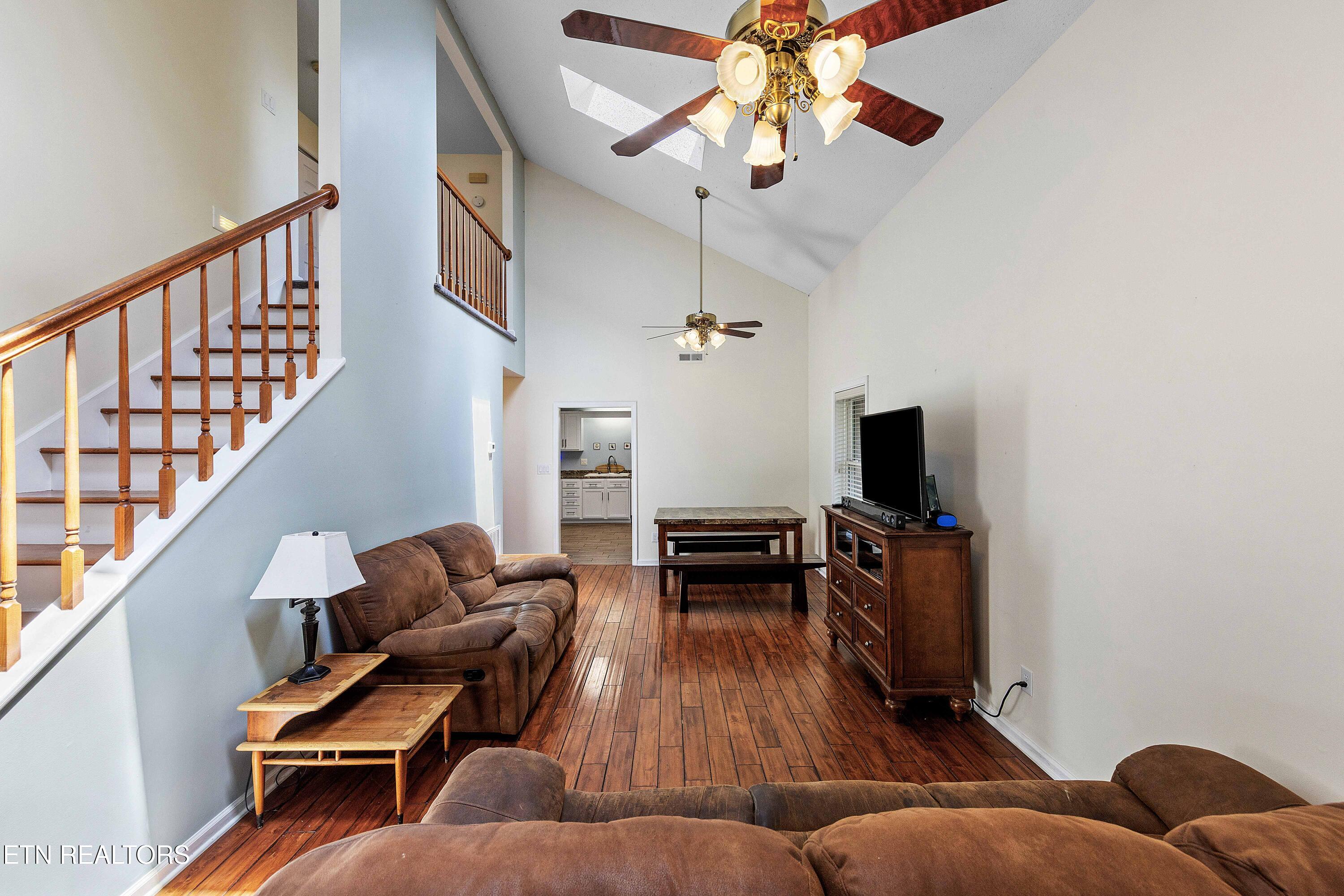 1202 Fielding Drive Maryville TN 37804