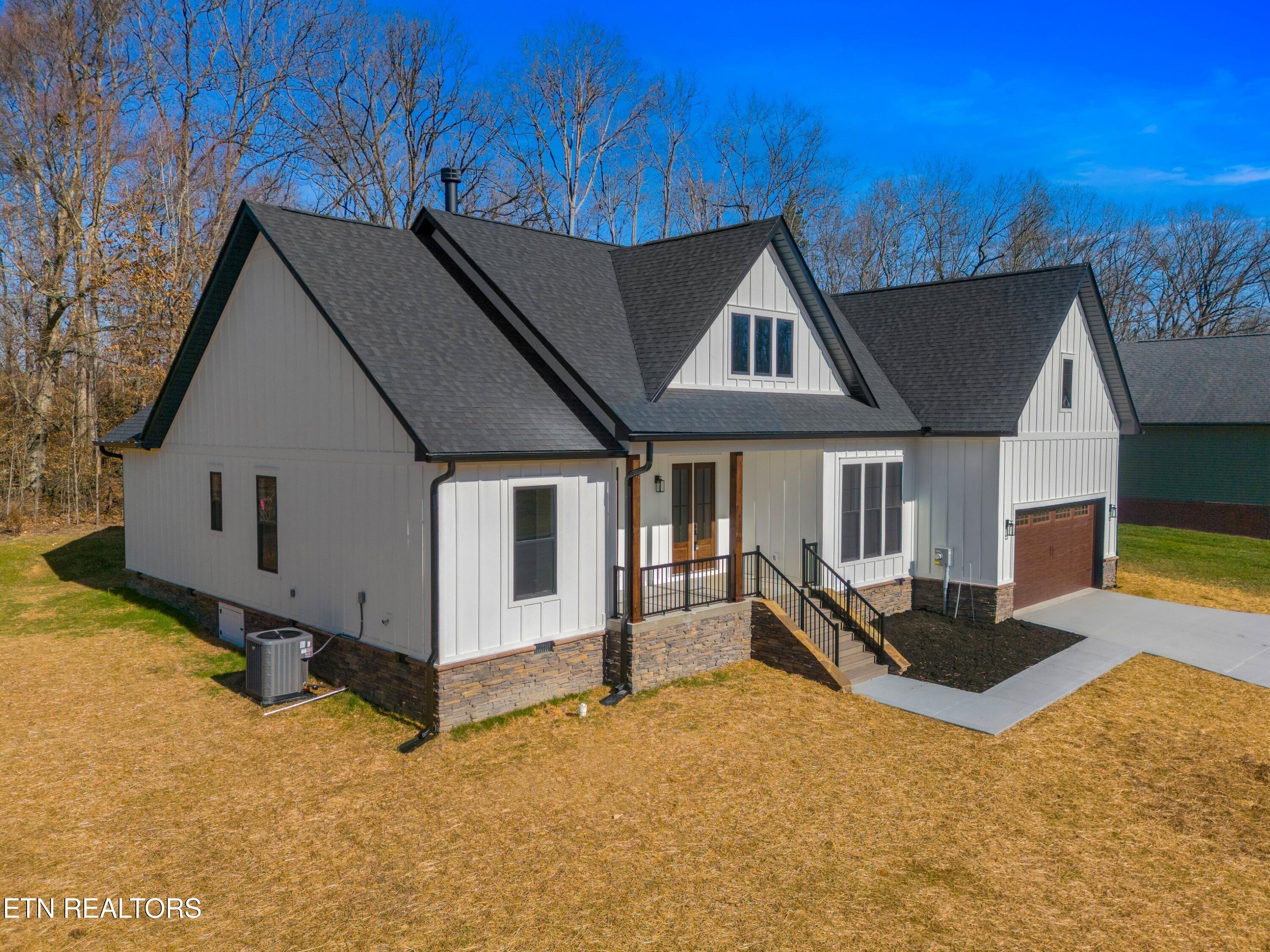 932 Bob O Drive Dandridge TN 37725