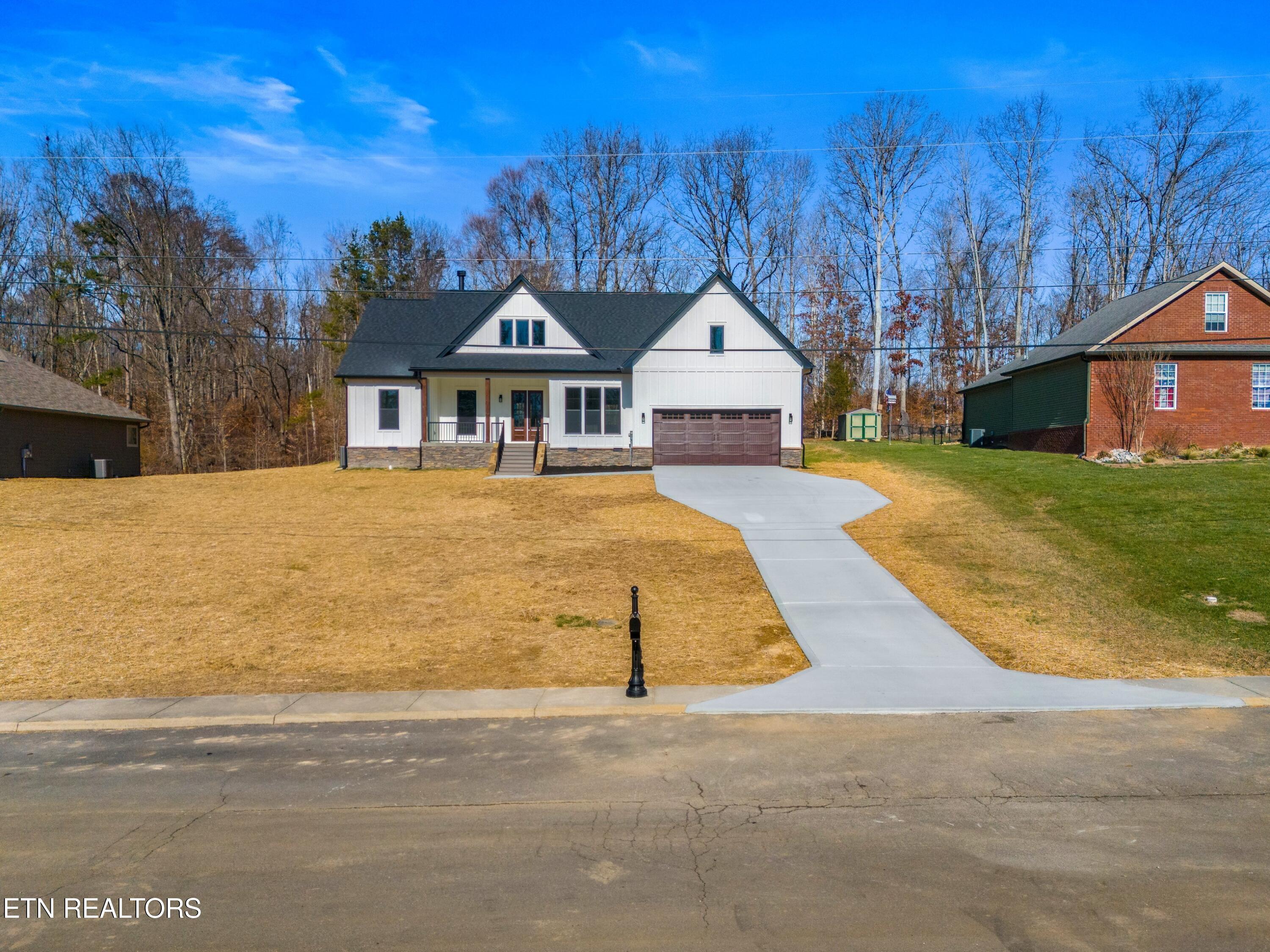 932 Bob O Drive Dandridge TN 37725