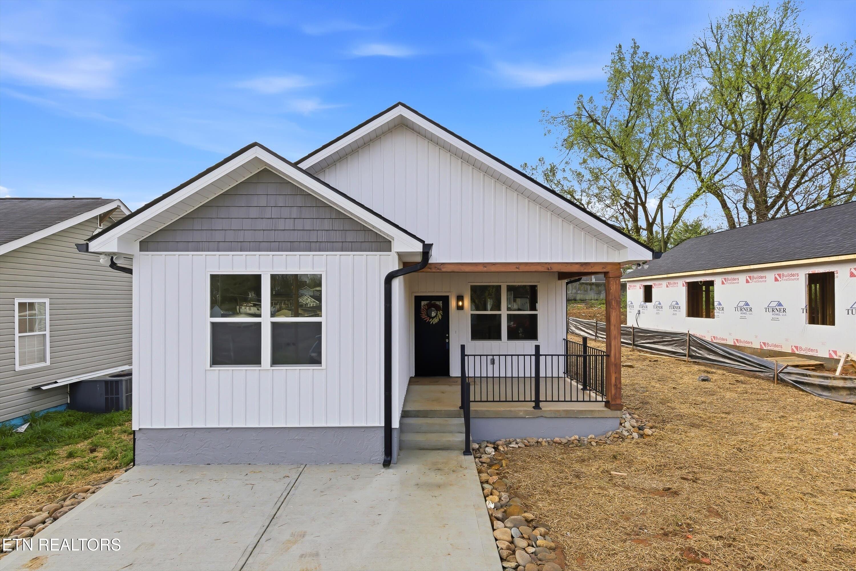 818 W Anderson Avenue Knoxville TN 37921