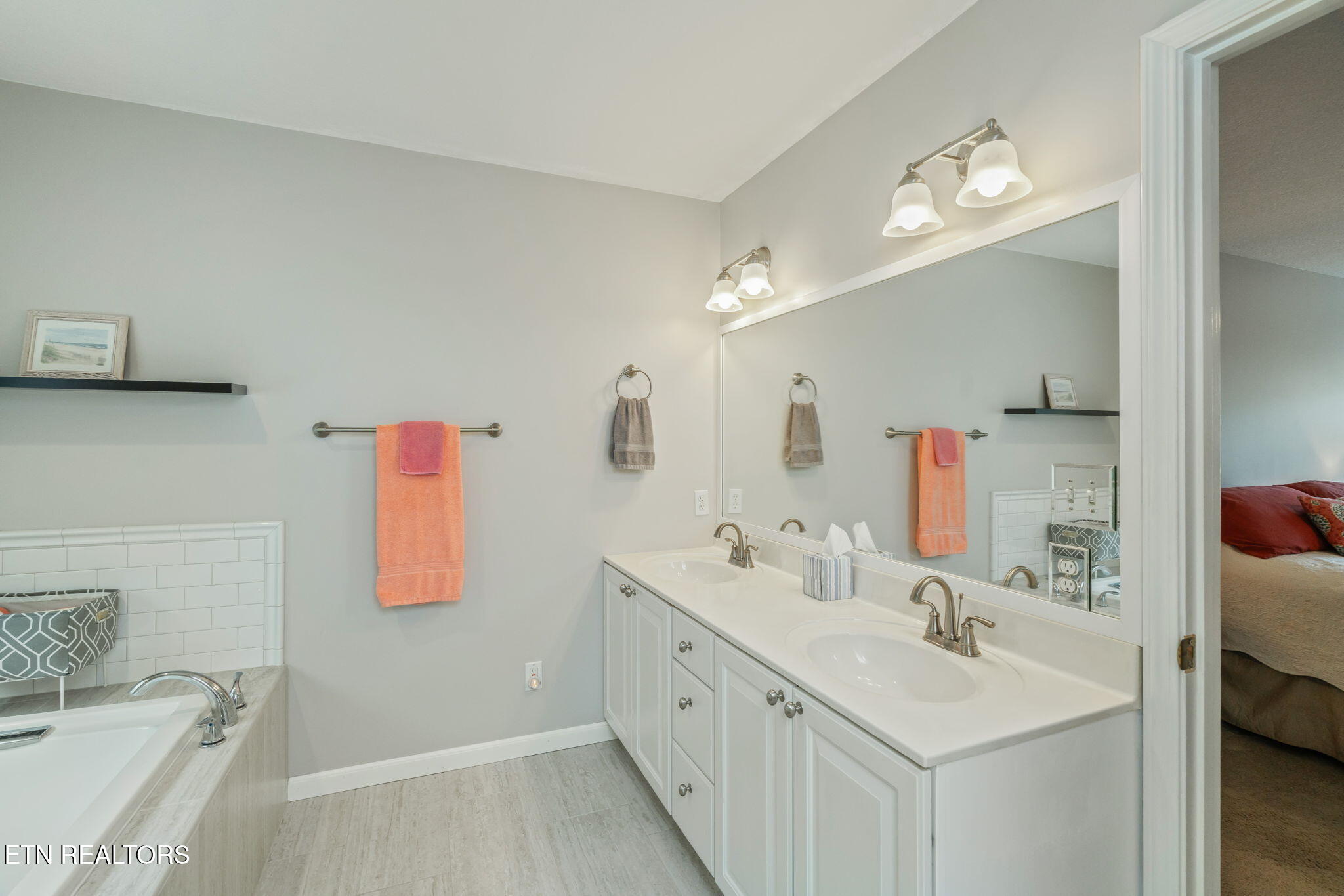 102 Nantucket Way Oak Ridge TN 37830